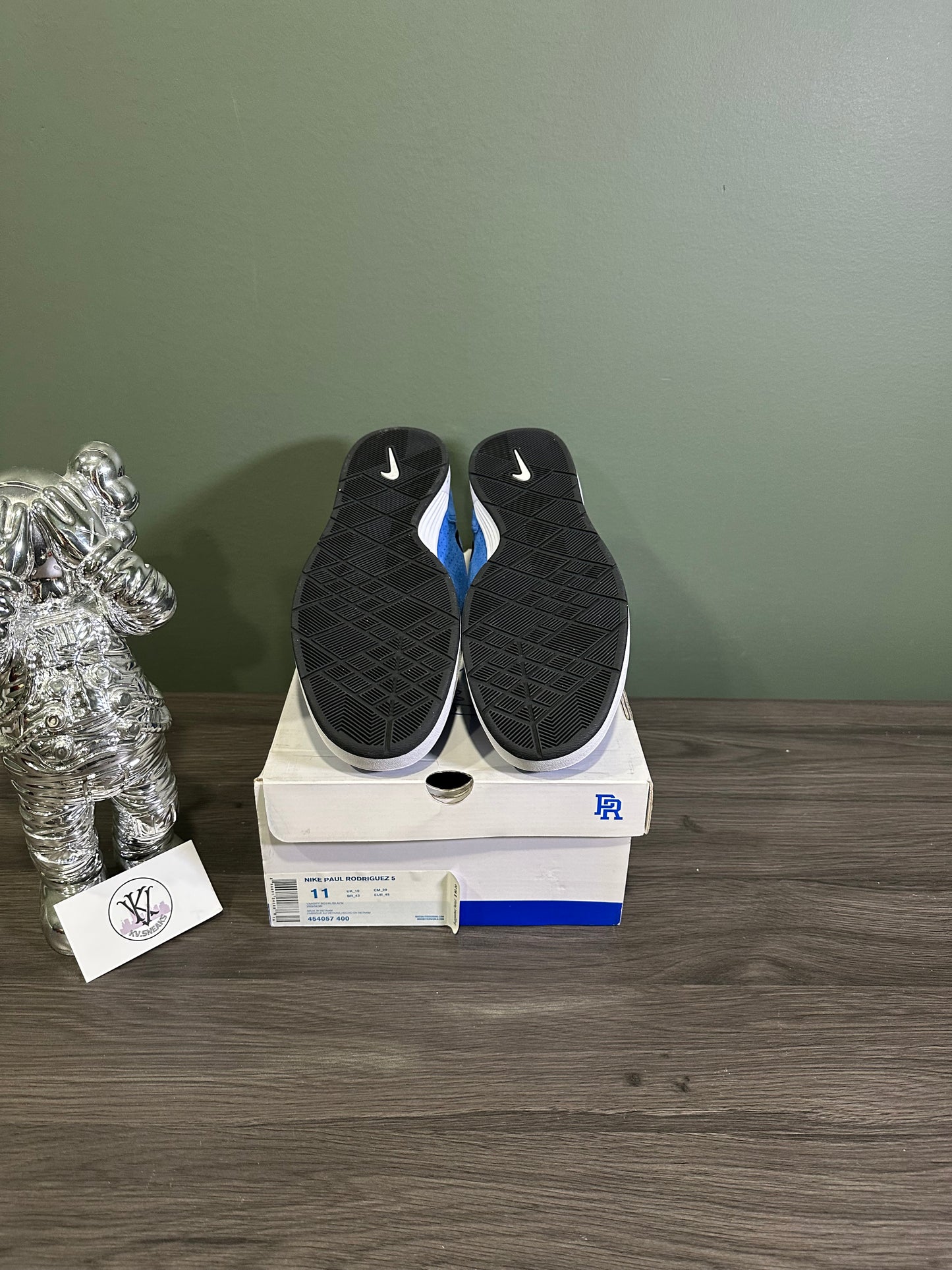 Paul Rodriquez 5 SB Varsity Royal (Signed Pair)