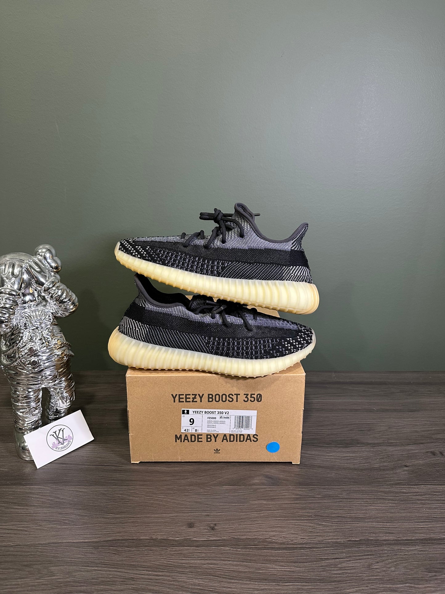 Yeezy 350 Carbon
