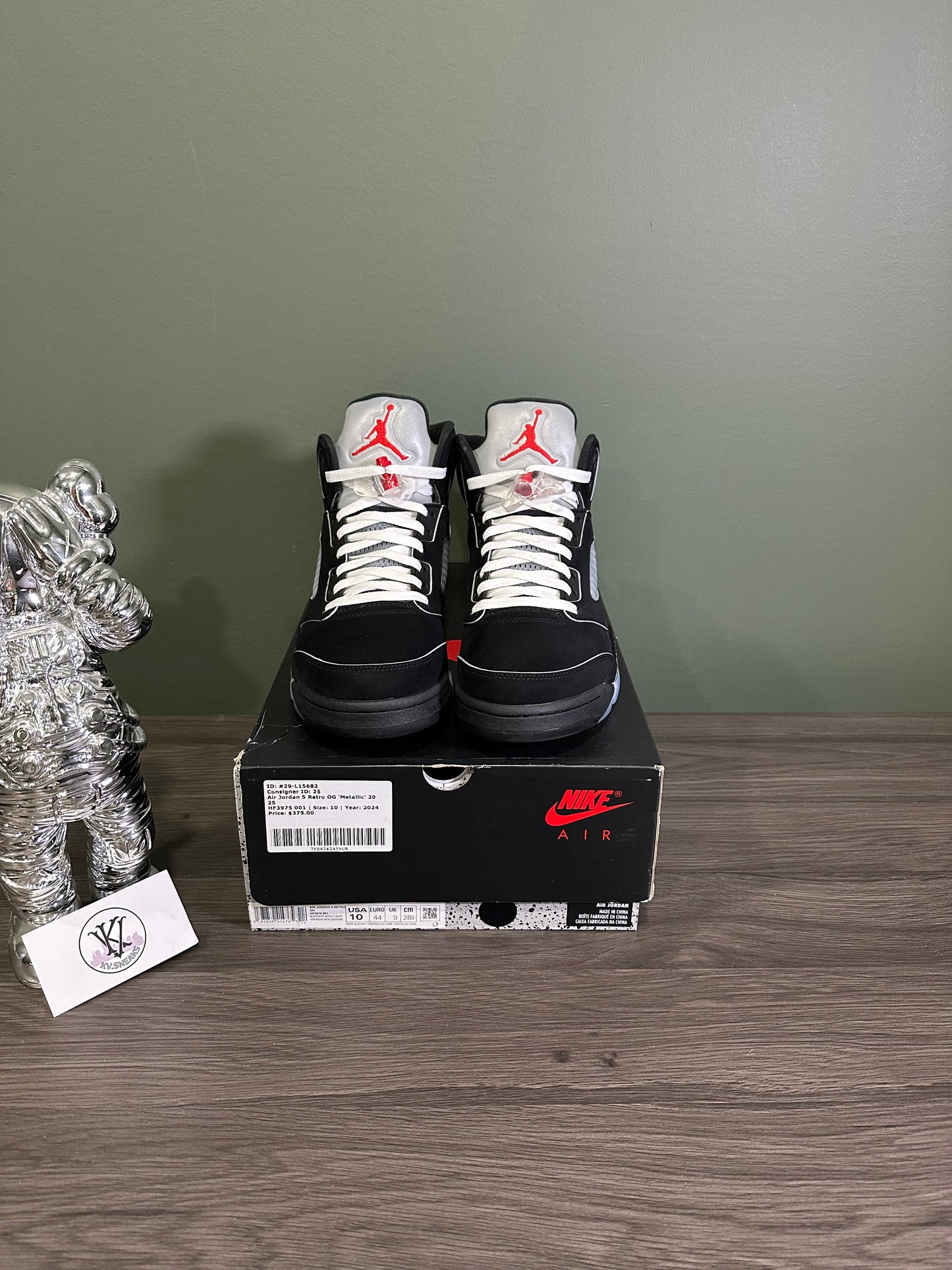 Jordan 5 Black Metallic Reimagined