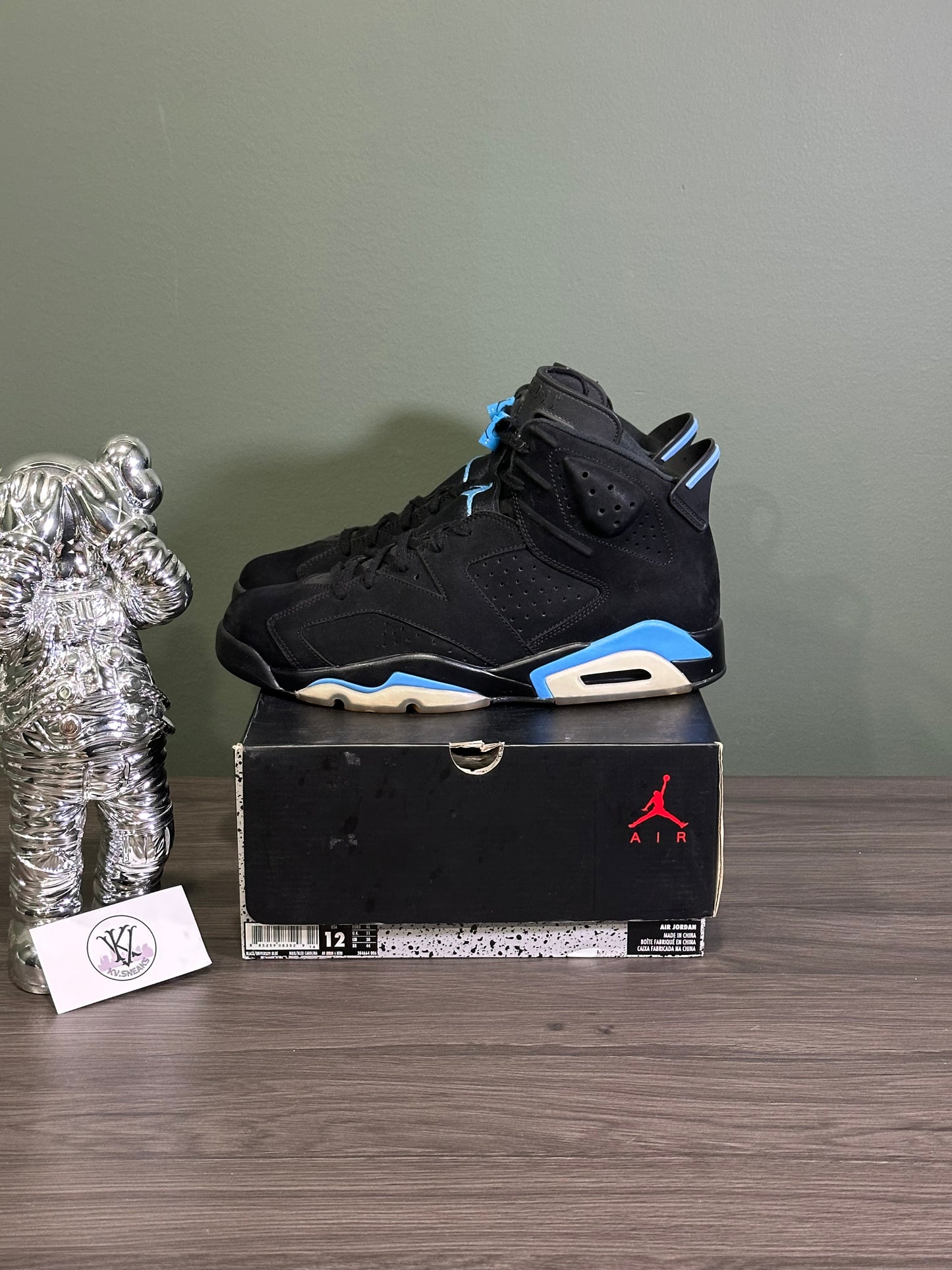 Jordan 6 UNC