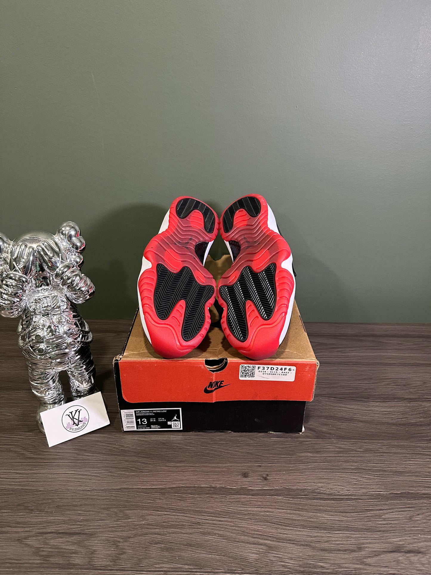 Jordan 11 Low Bred 2025