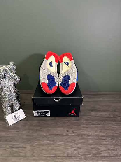Jordan 4 Rare Air White Lettering