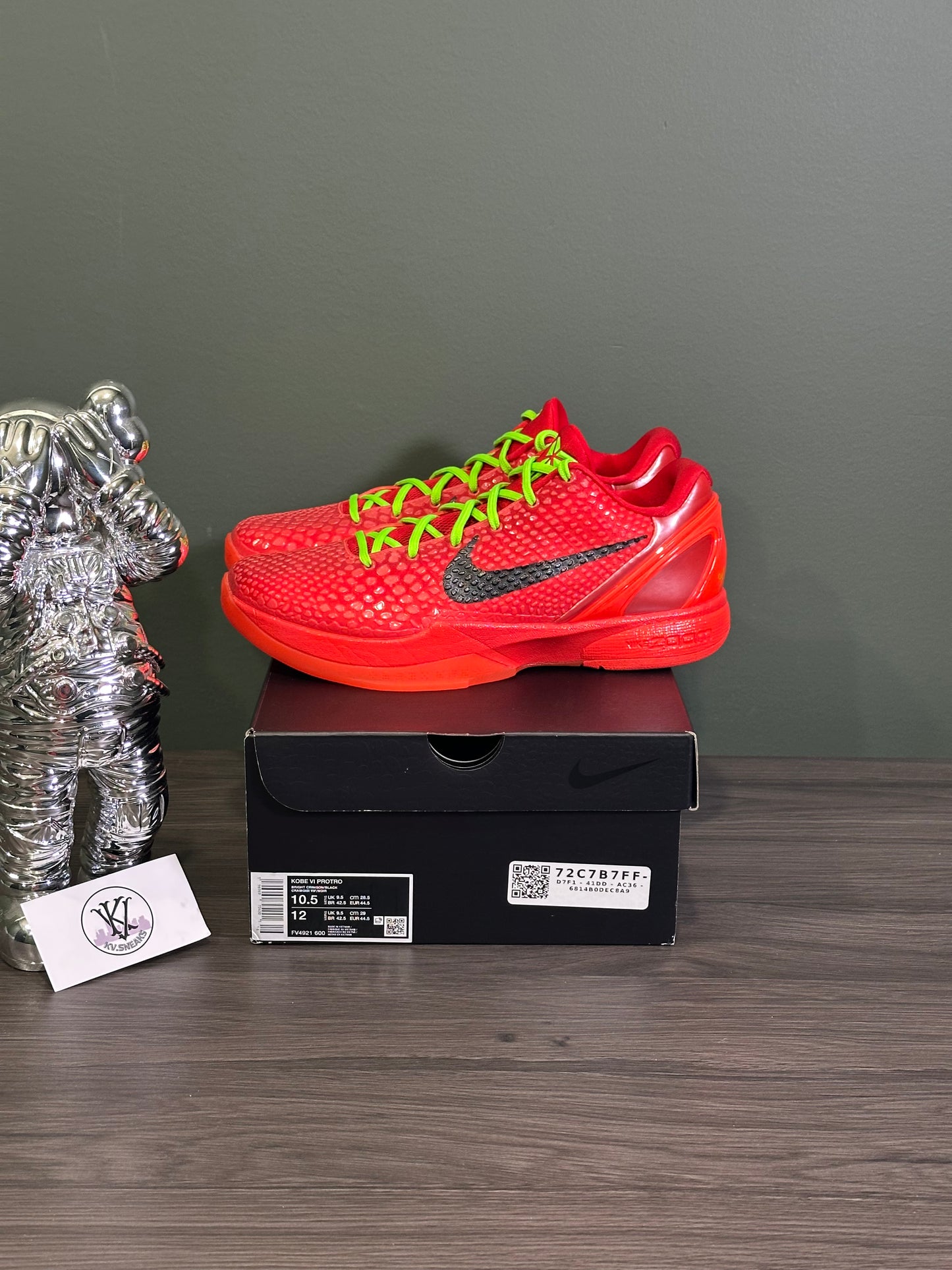 Kobe 6 Protro Reverse Grinch