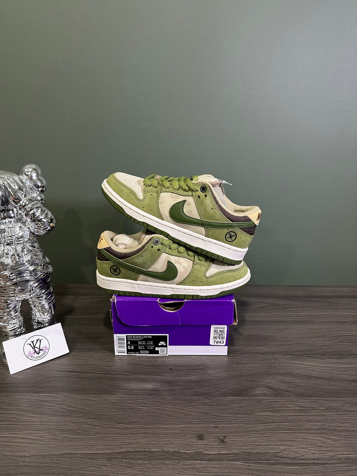 Dunk Low SB Yuto Horigome Matcha