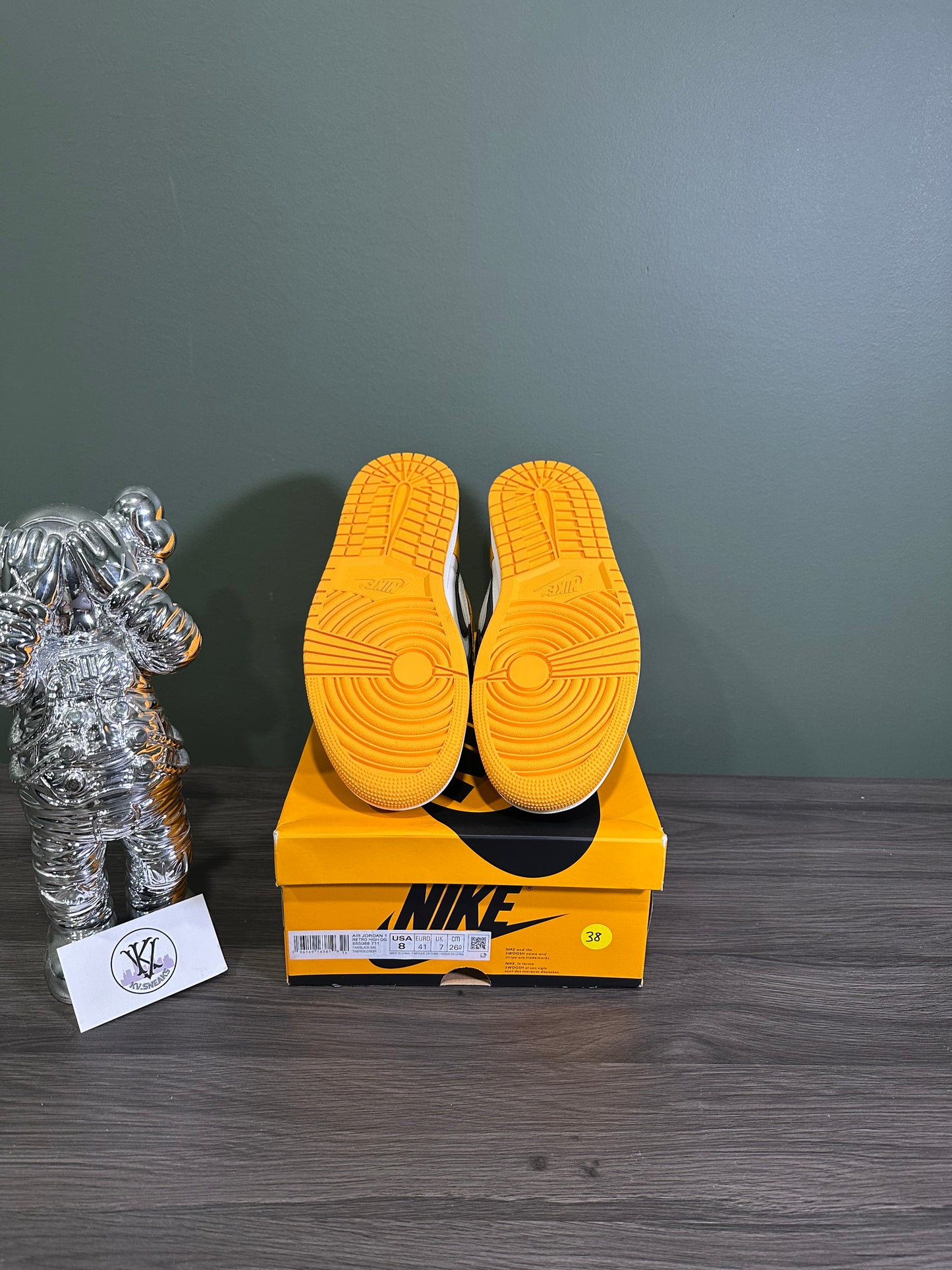 Jordan 1 High Taxi