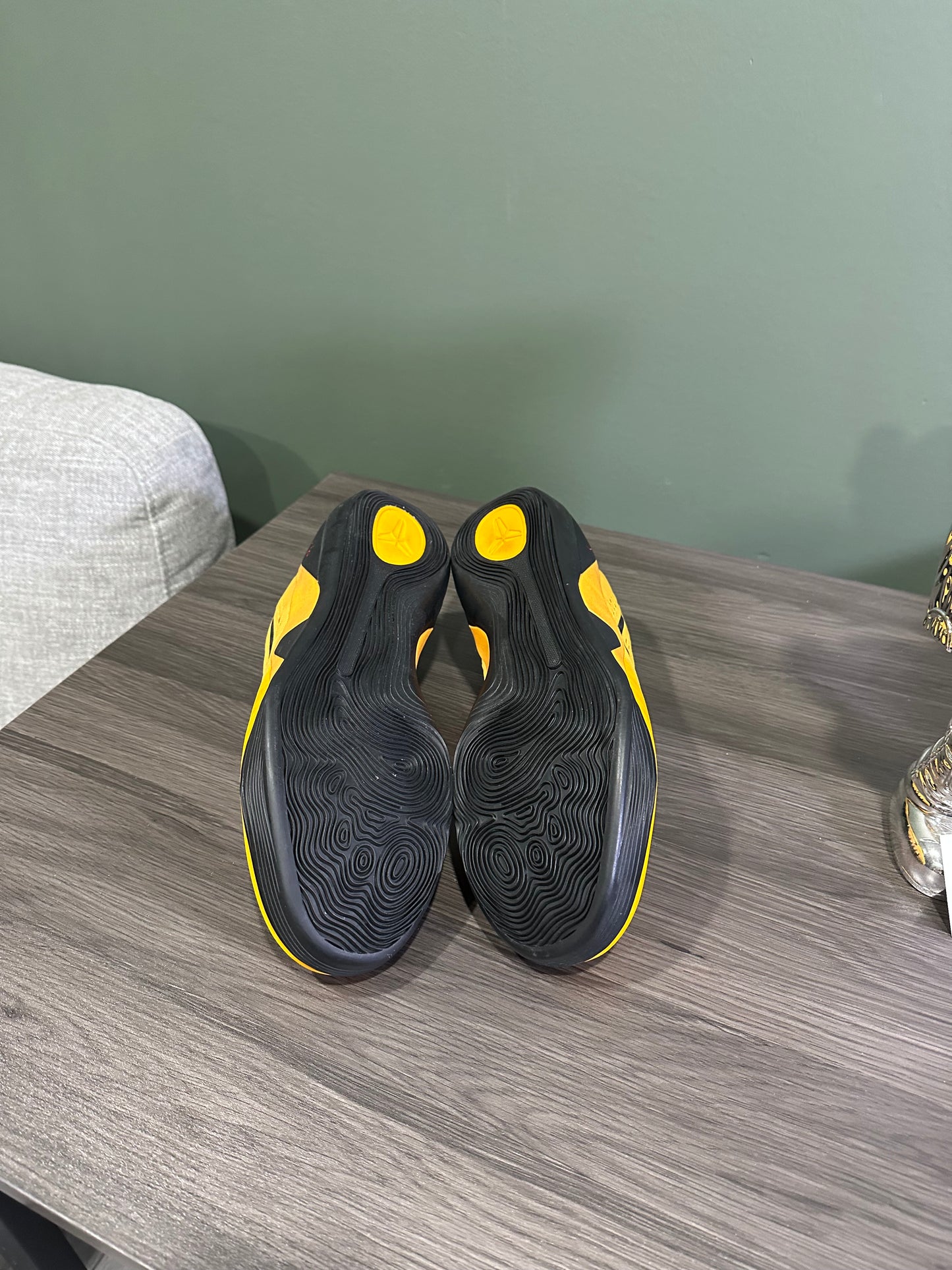 Kobe 9 Low Bruce Lee