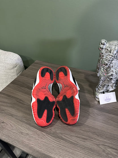 Jordan 11 Low Concord Bred