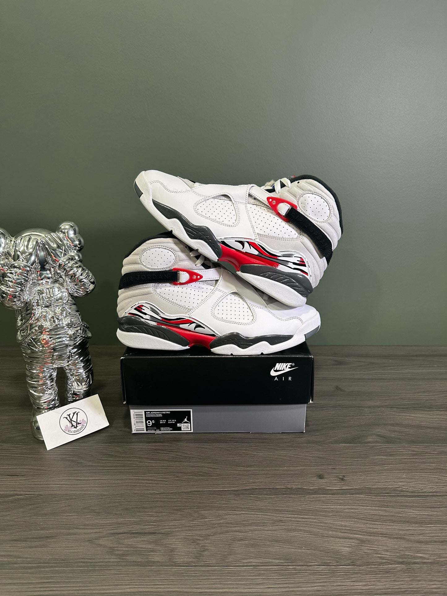 Jordan 8 White True Red 2025