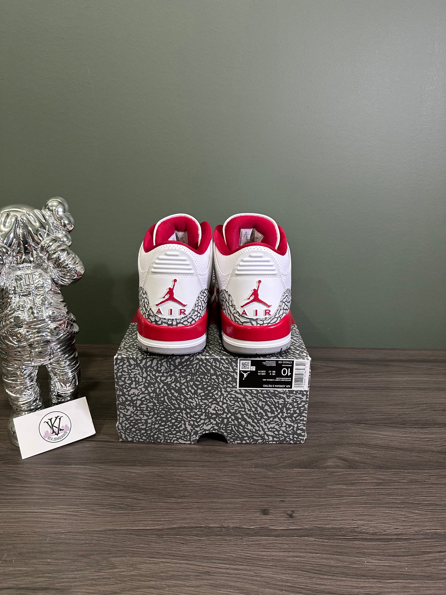Jordan 3 Cardinal Red