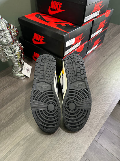 Jordan 1 High Black Volt University is Gold