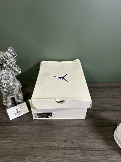 Jordan 4 Metallic Purple