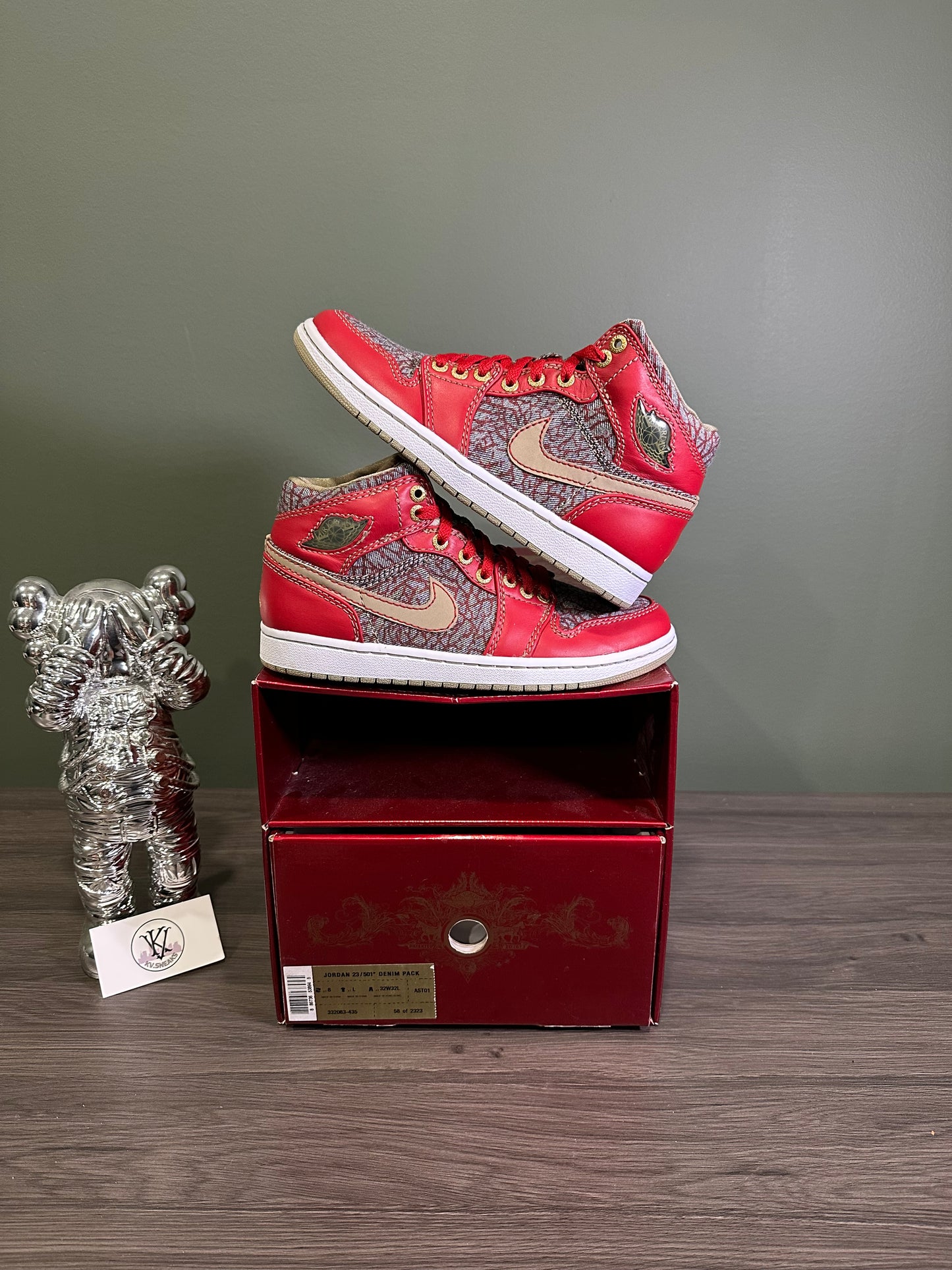 Jordan 1 High Levi’s (23/501 Denim Pack)