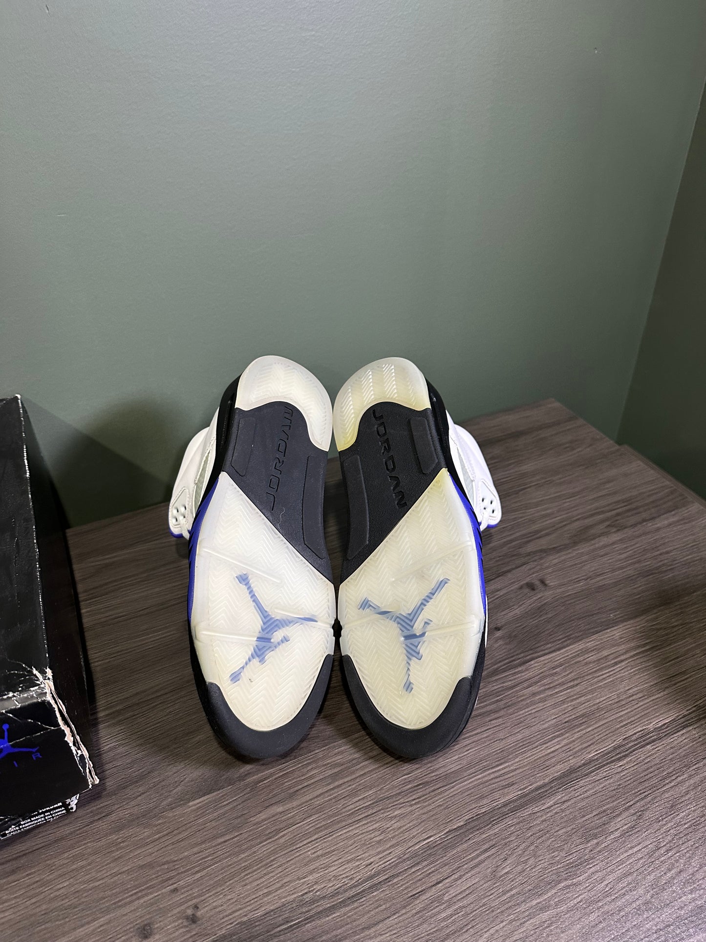 Jordan 5 Dark Concord