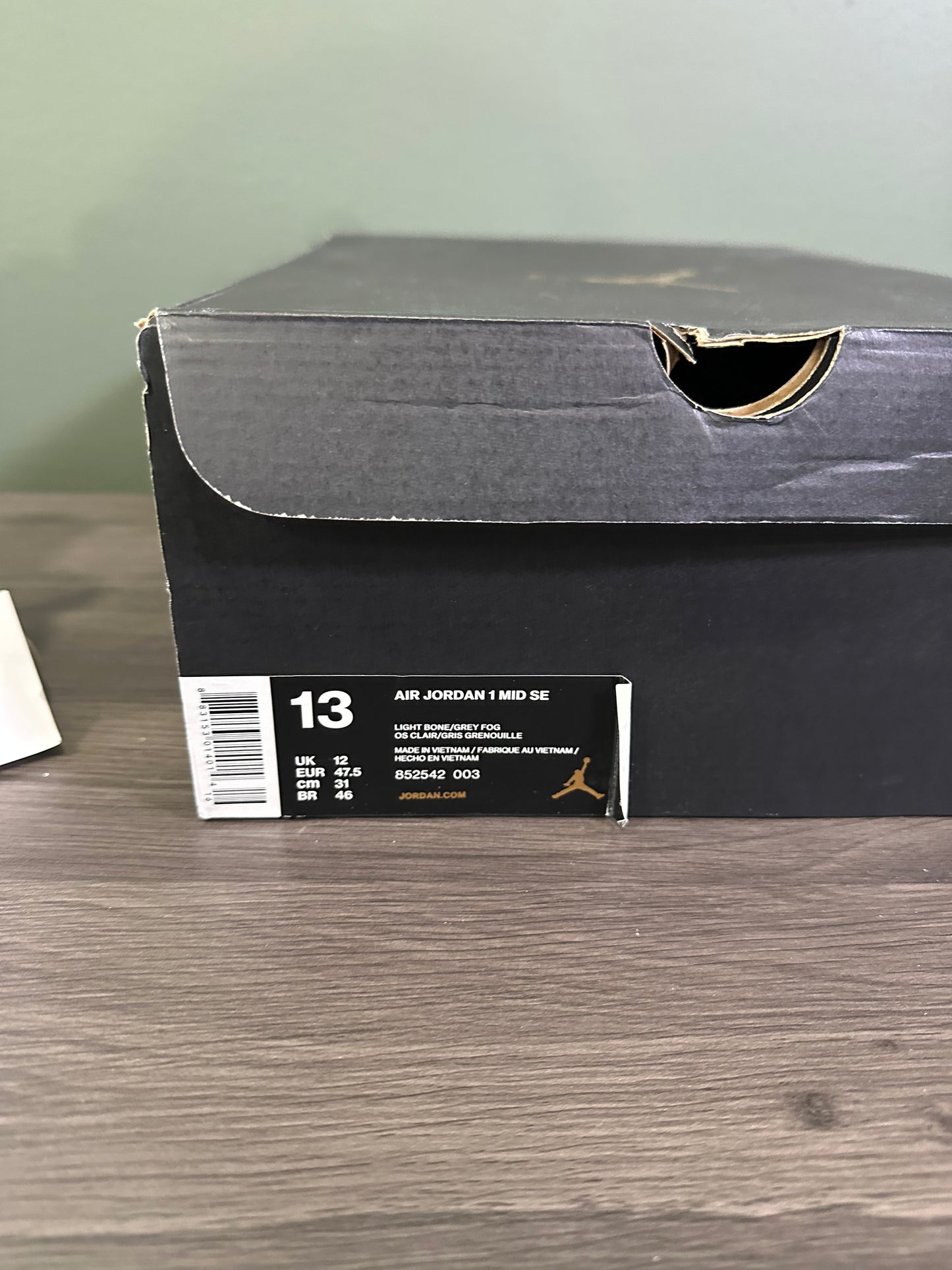 Jordan 1 Mid Light Bone 2018