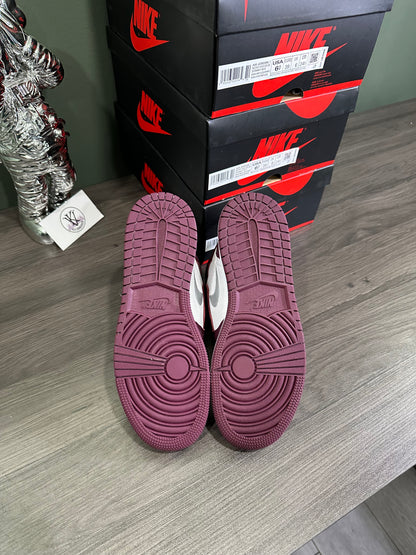 Jordan 1 High Bordeaux (GS)