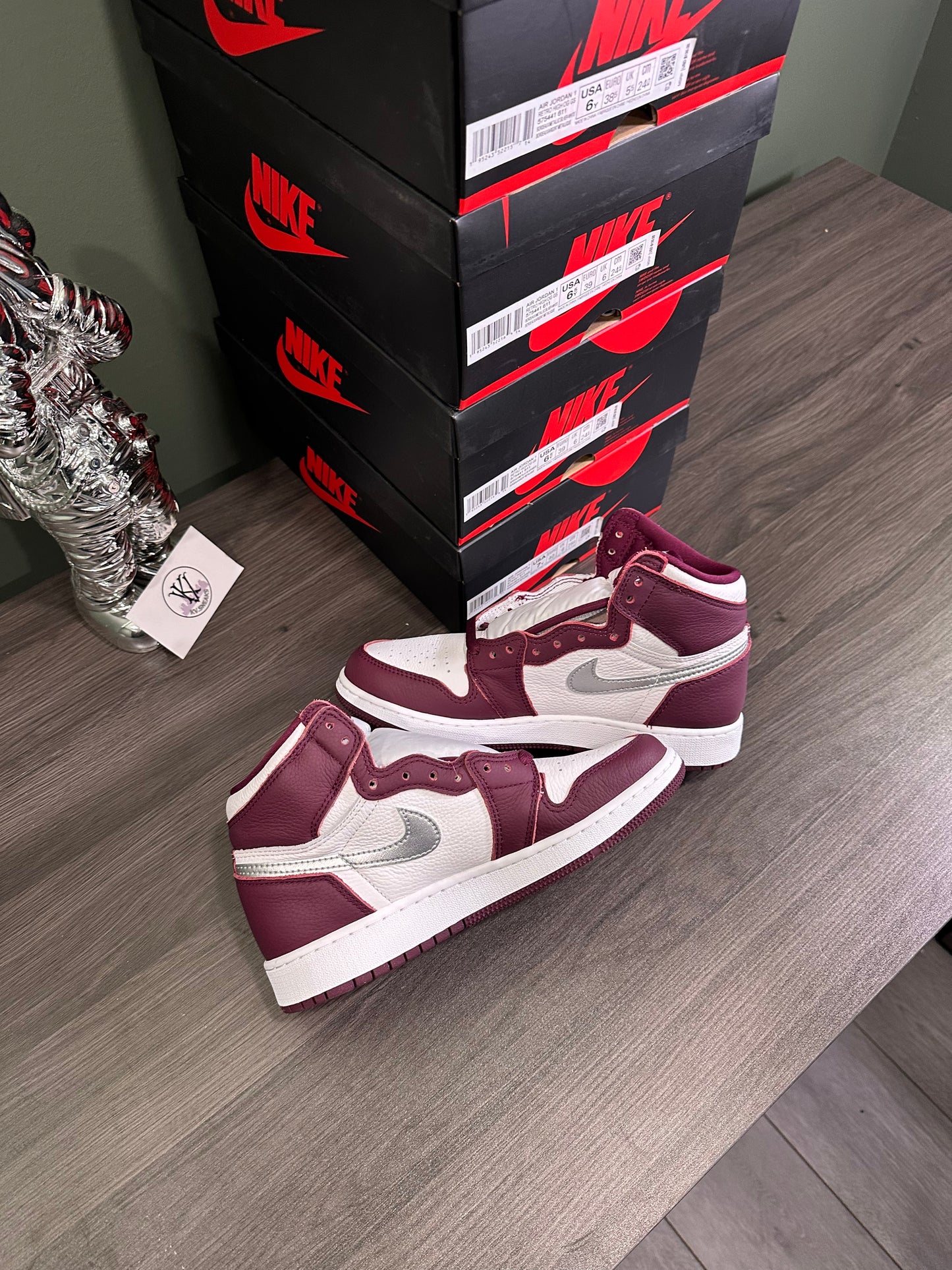 Jordan 1 High Bordeaux (GS)