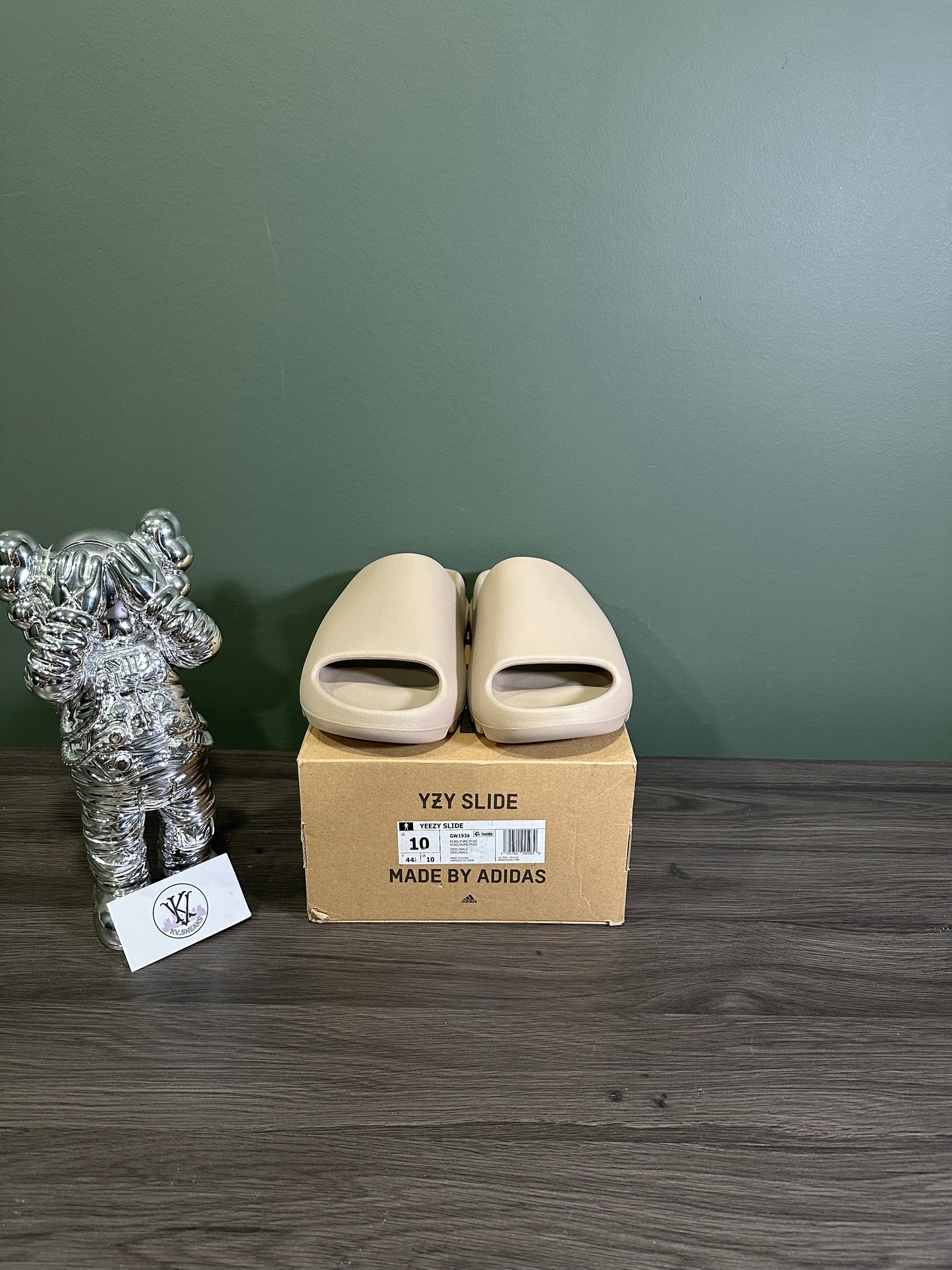 Yeezy Slide Pure