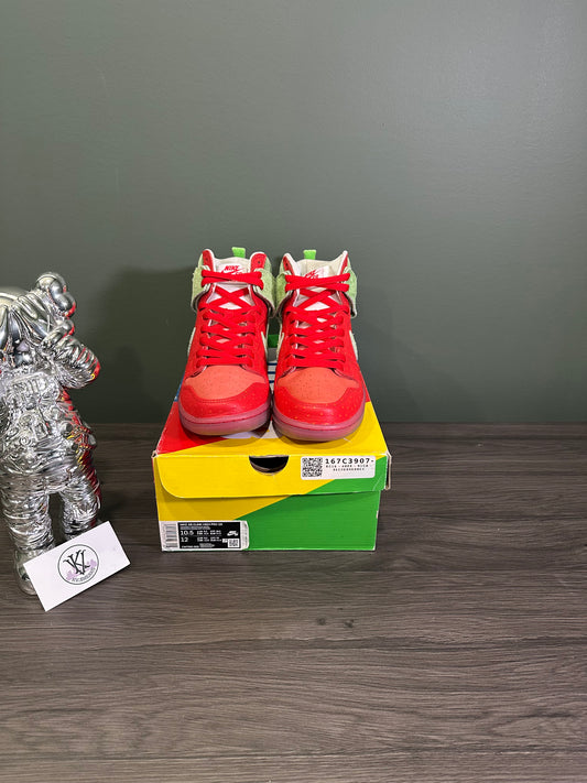 Dunk High SB Strawberry Cough