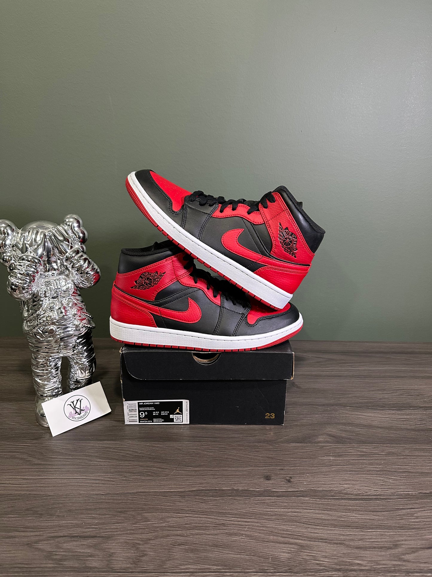 Jordan 1 Mid Banned 2020
