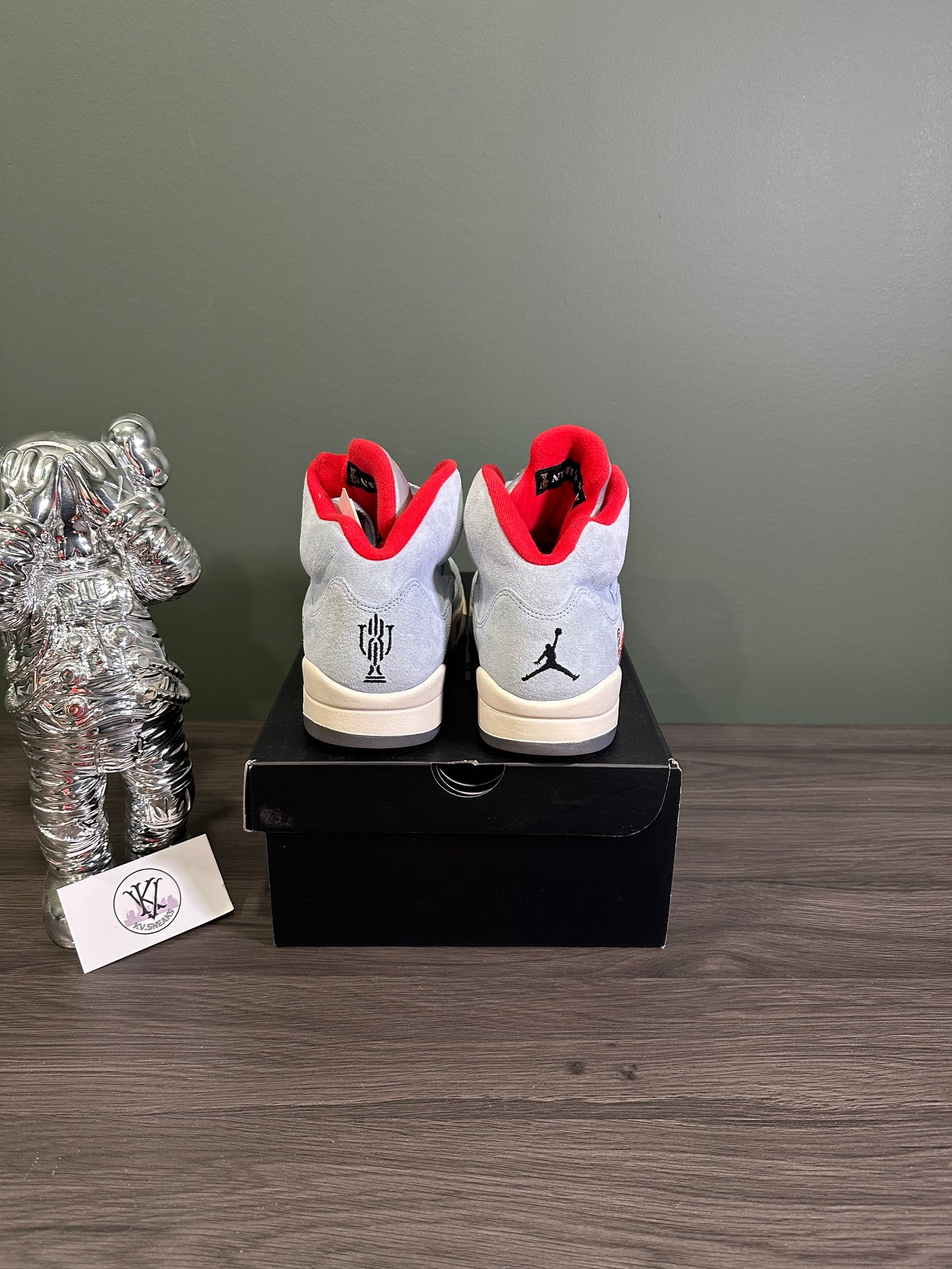 Jordan 5 Trophy Room Ice Blue