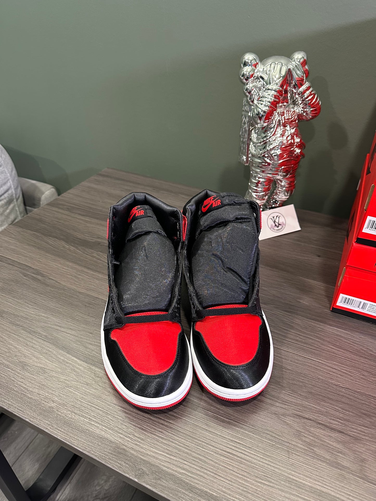Jordan 1 High Satin Bred