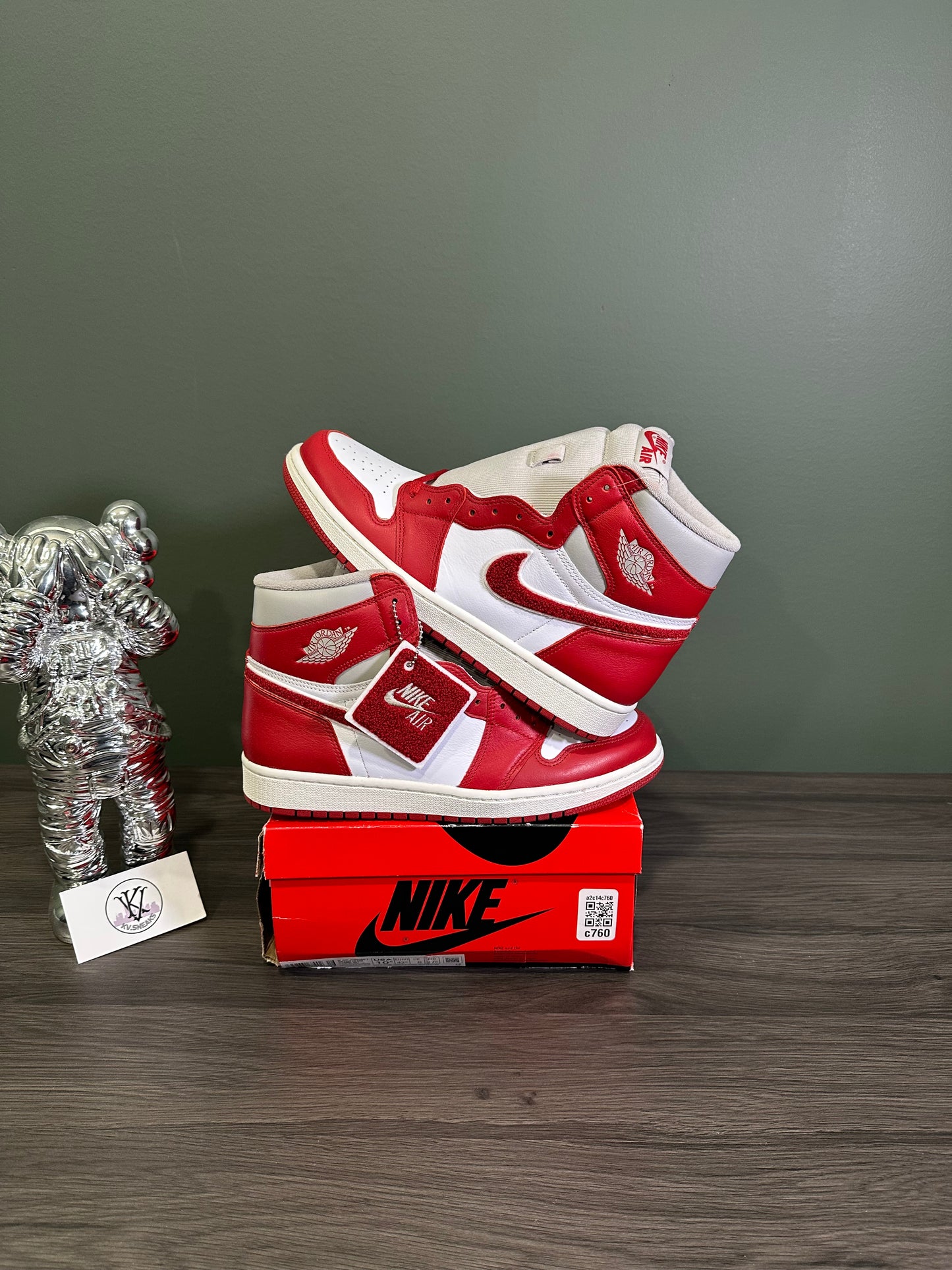 Jordan 1 High Varsity Red