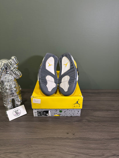 Jordan 4 Lightning