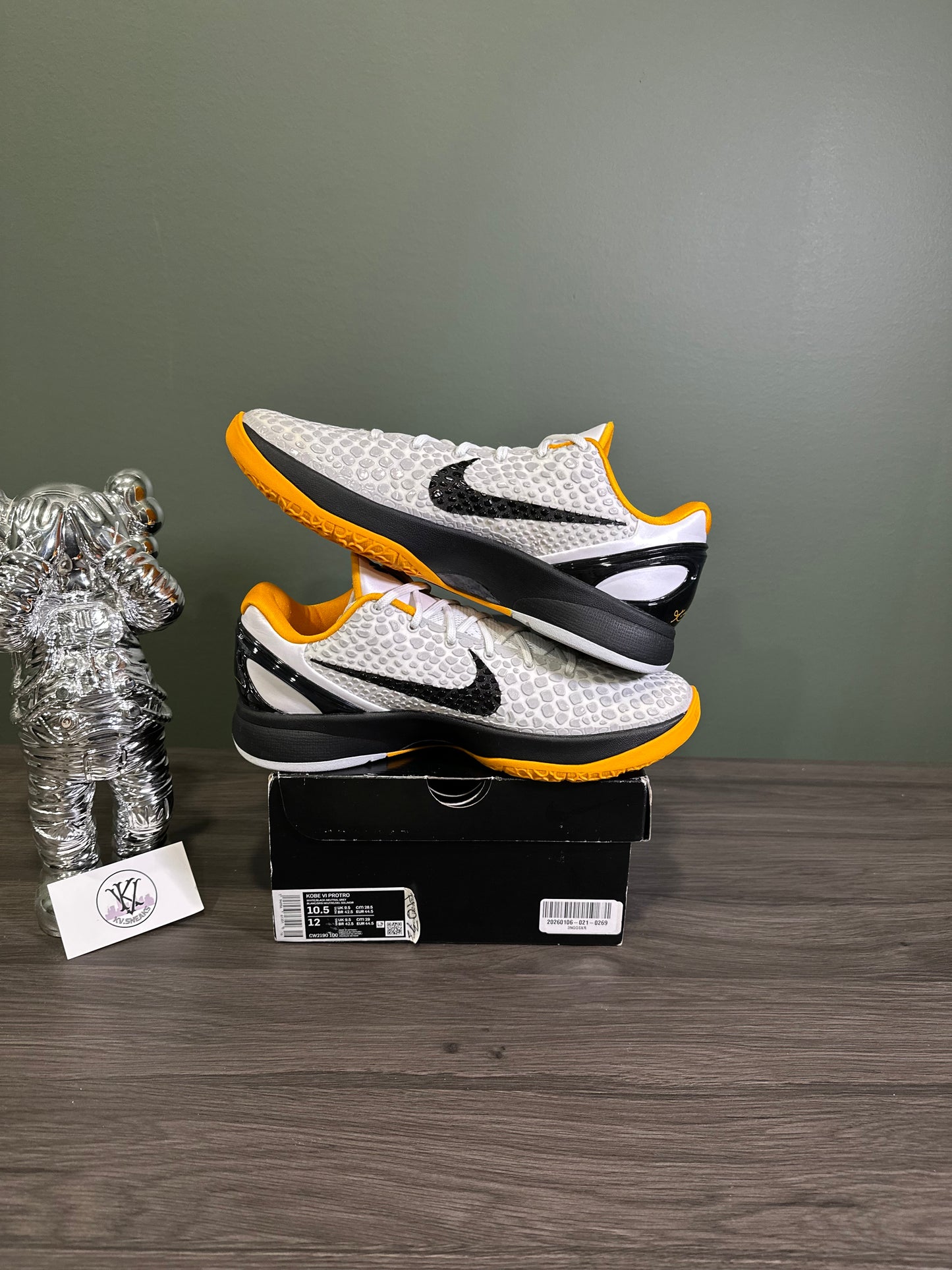 Kobe 6 White Del Sol 2021