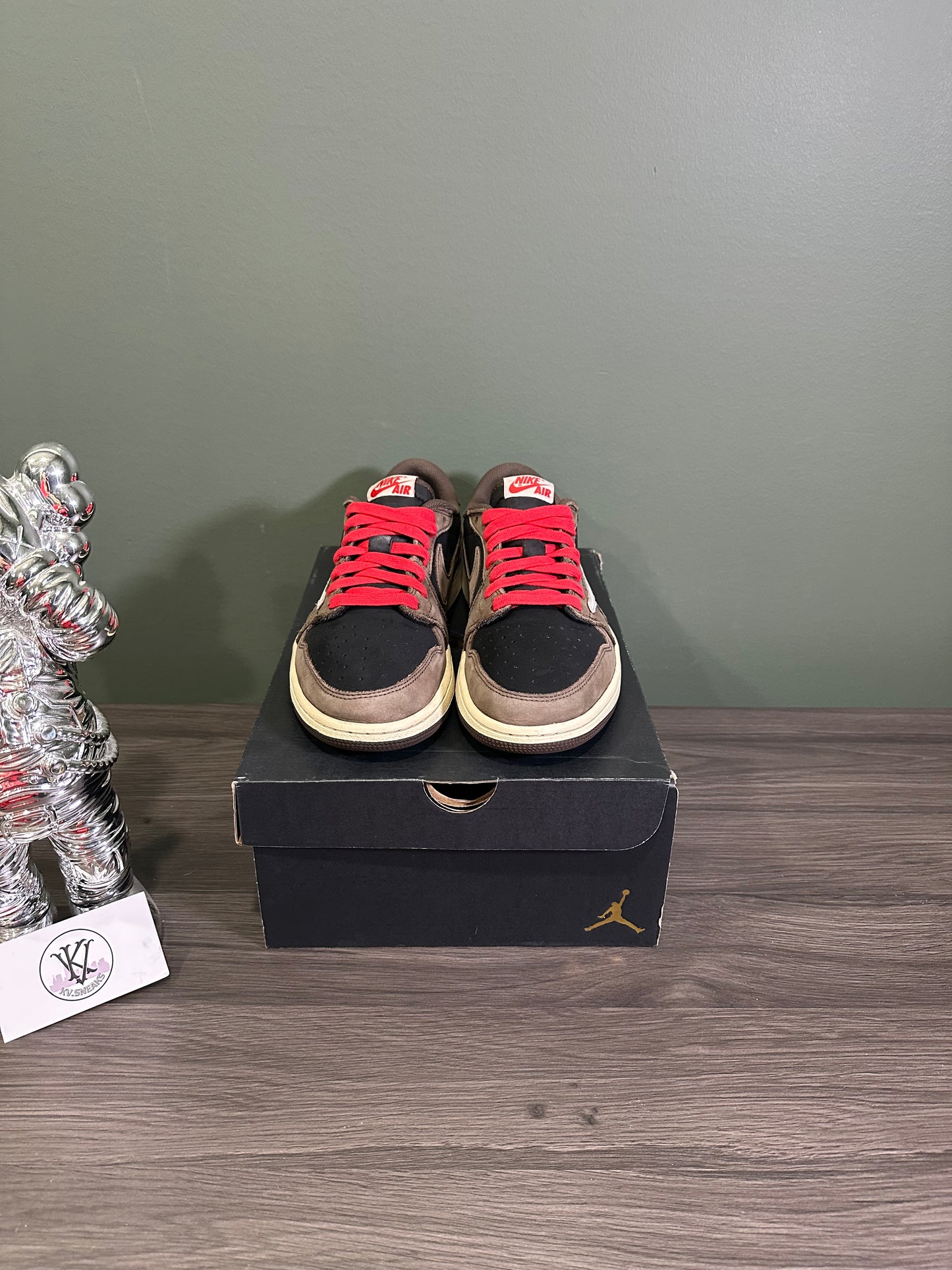 Jordan 1 Low Travis Scott Mocha