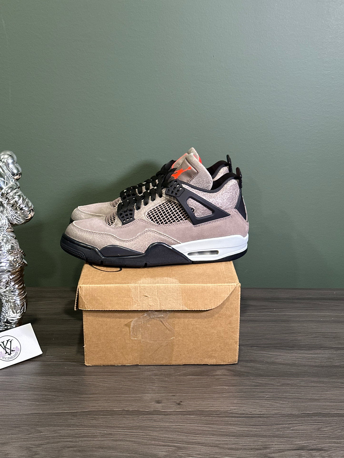 Jordan 4 Taupe Haze