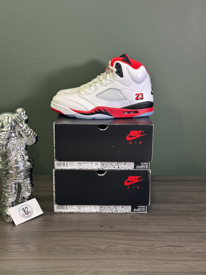 Jordan 5 Fire Red Black Tongue 2025