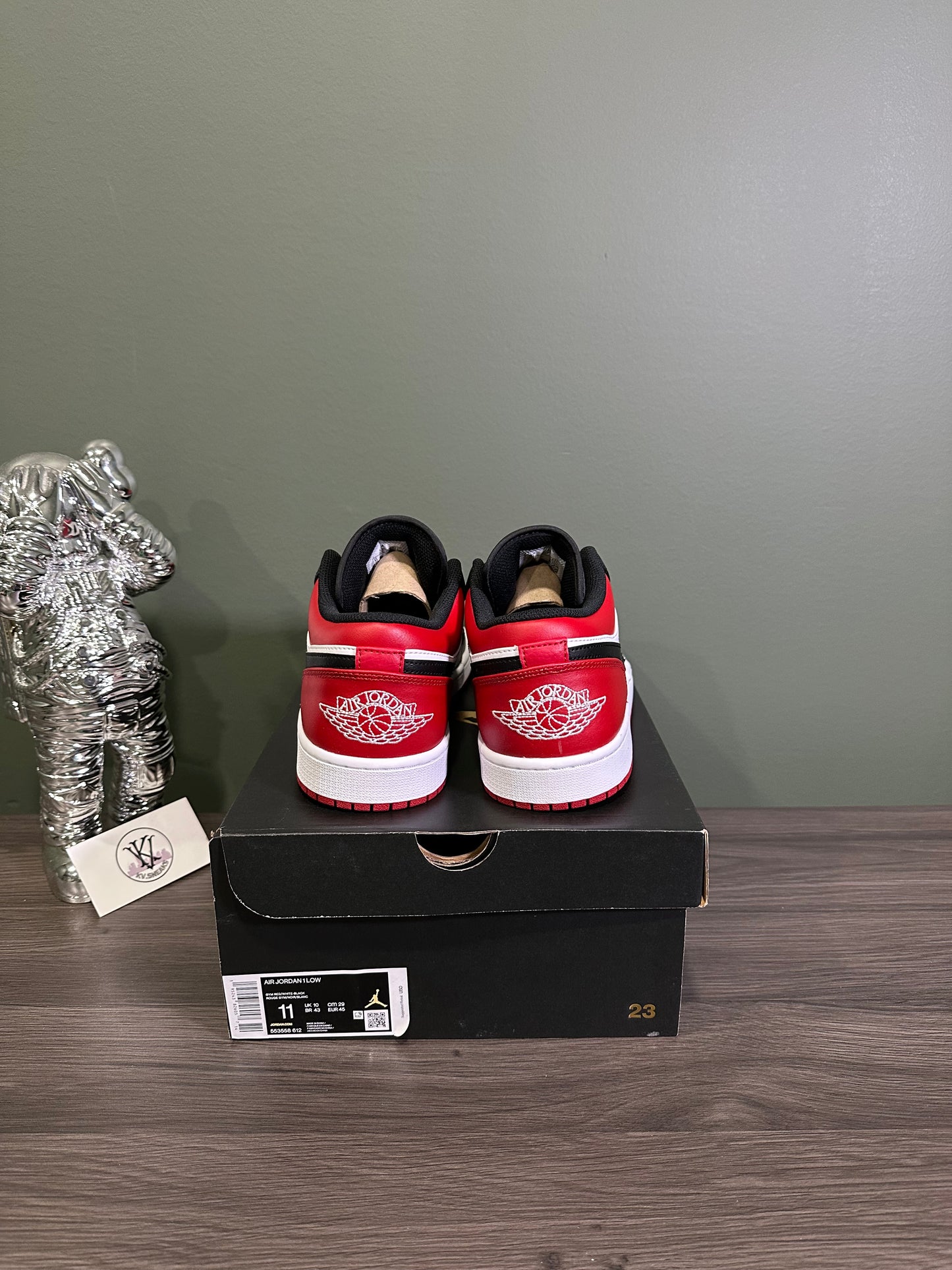 Jordan 1 Low Bred Toe