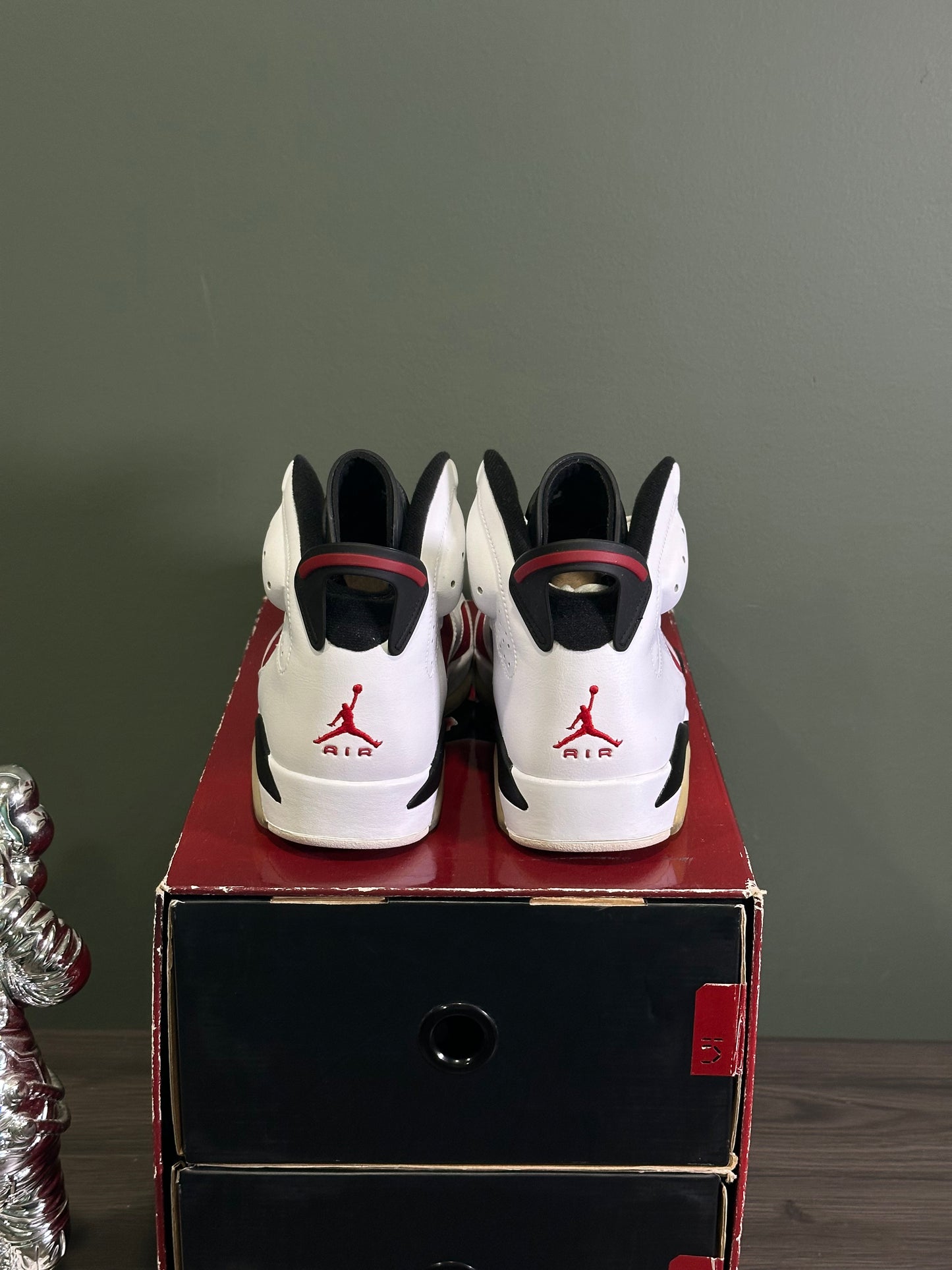 Jordan Countdown Pack (6/17)