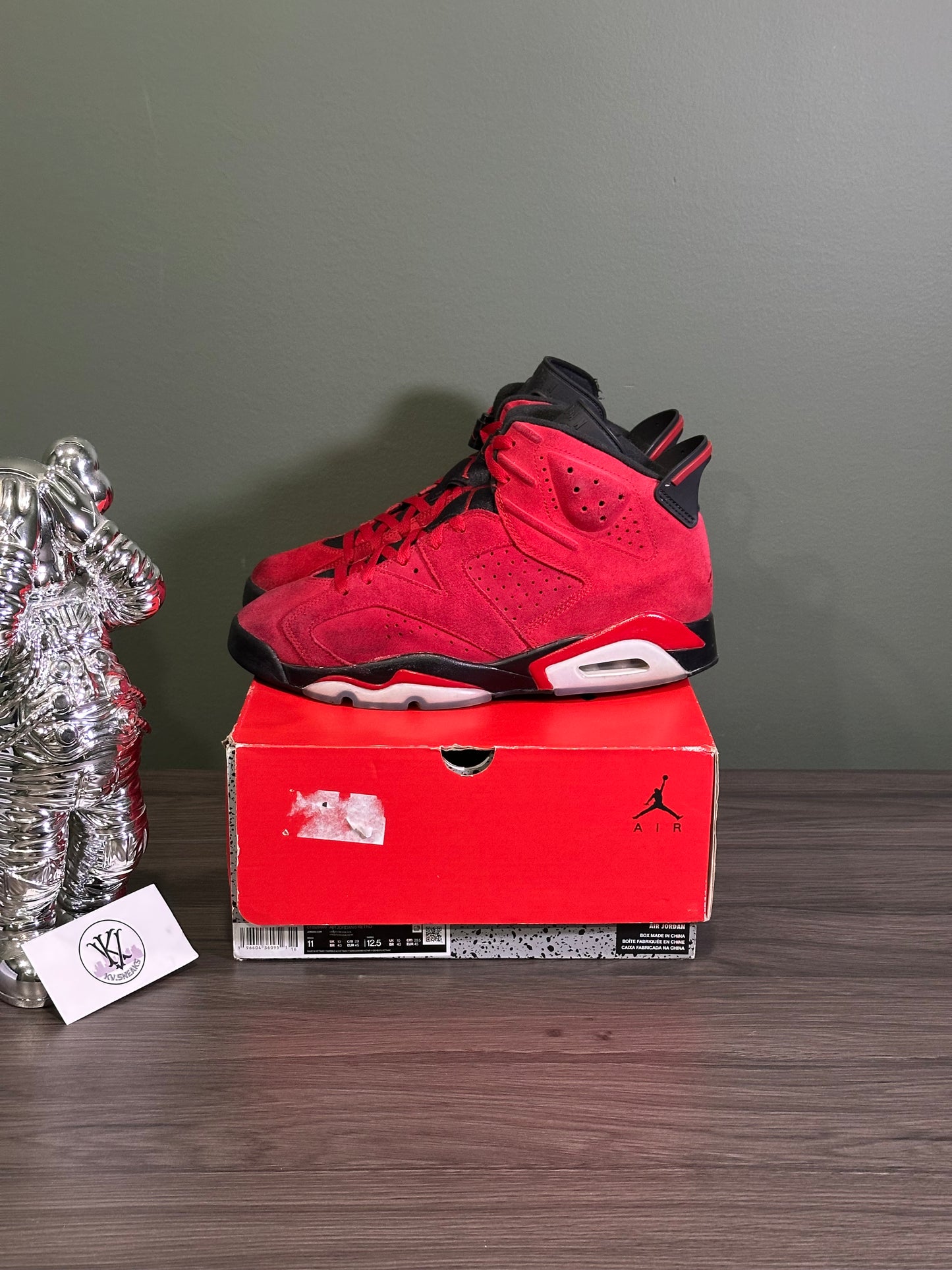 Jordan 6 Toro Bravo