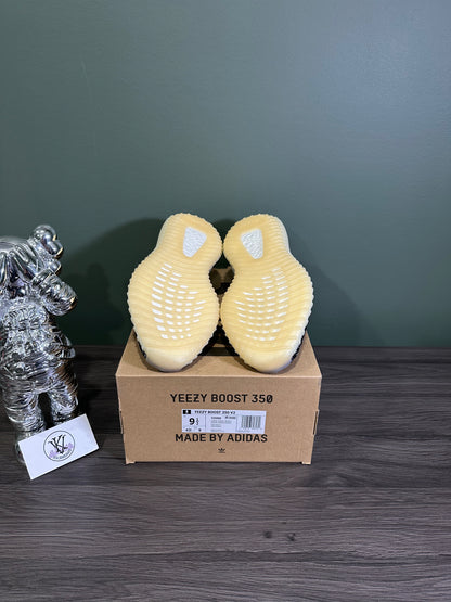 Yeezy 350 Carbon