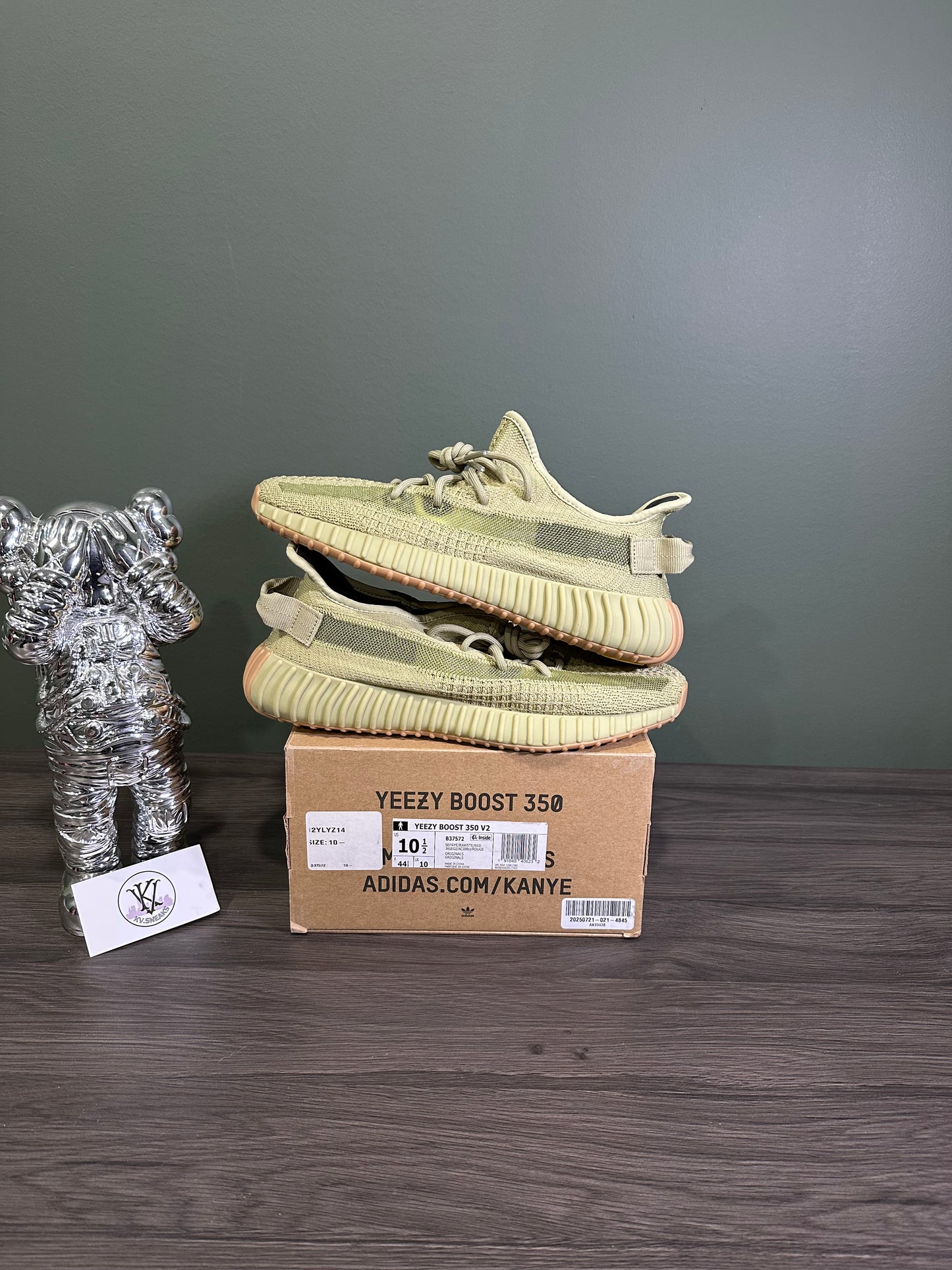 Yeezy 350 Sulfur