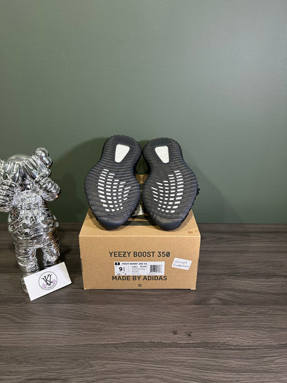 Yeezy 350 Black Red