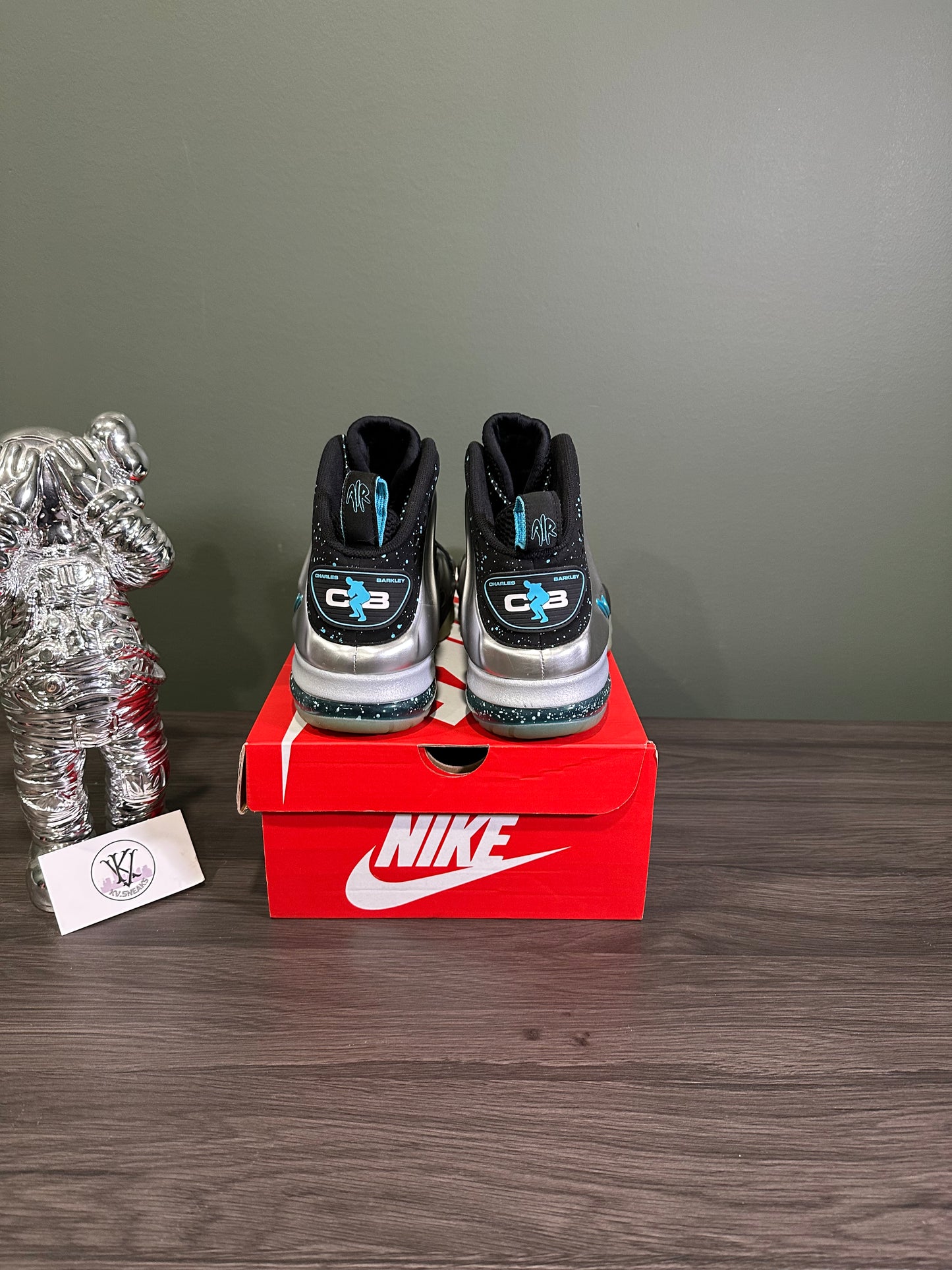Nike Barkley Posite Max Metallic Silver Gamma Blue