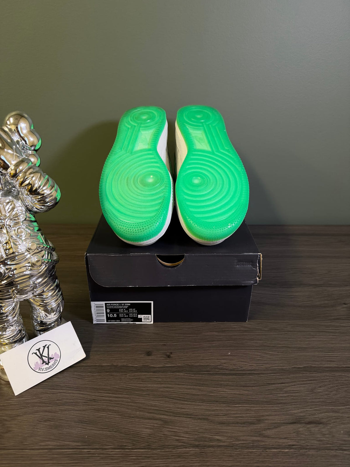 Nike Air Force 1 Low '07 Patent Platinum Tint Stadium Green