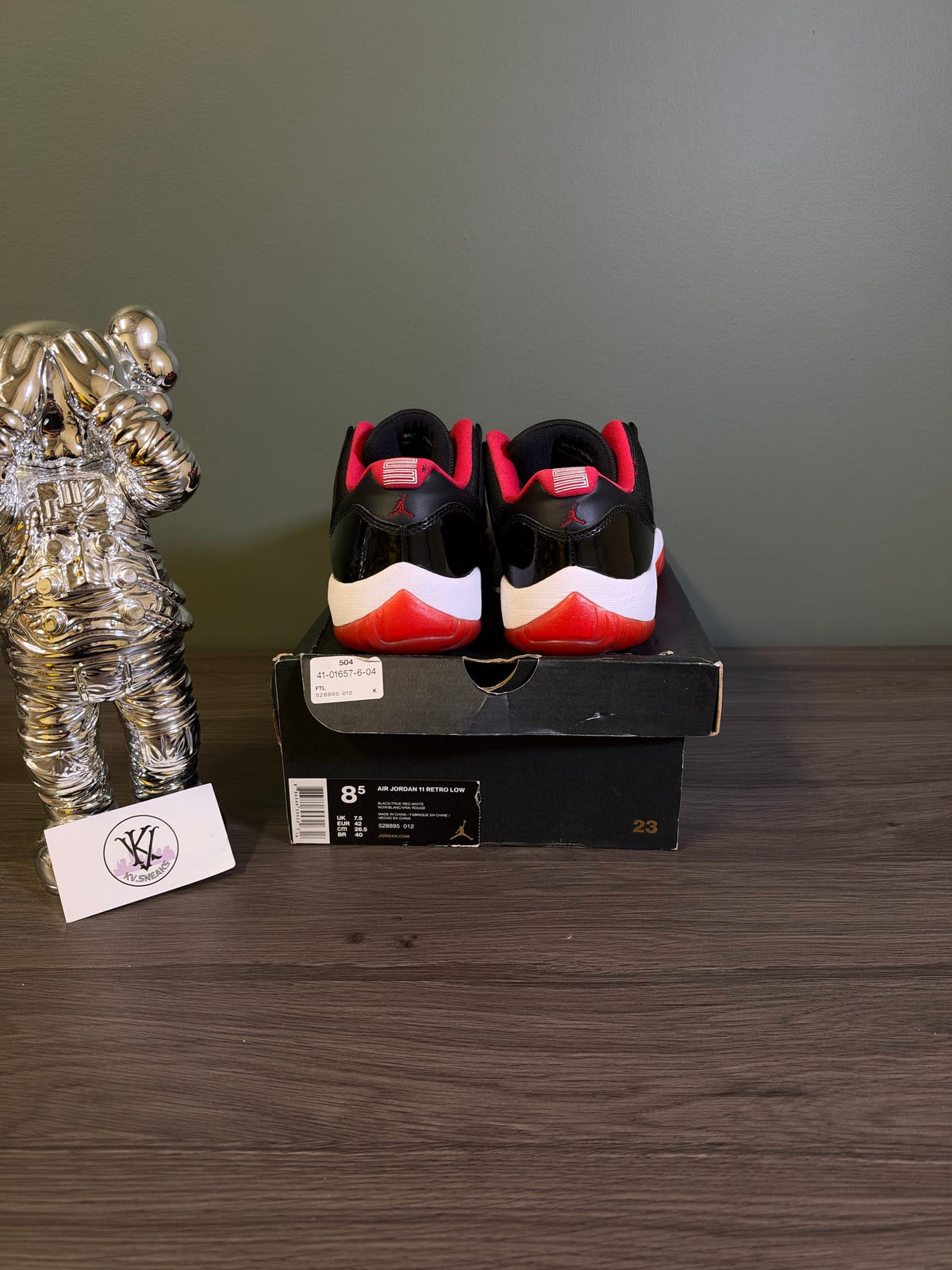 Jordan 11 Retro Low Bred (2015)