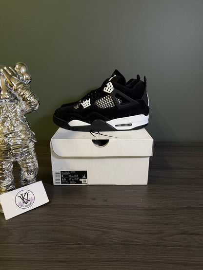 Jordan 4 Retro White Thunder