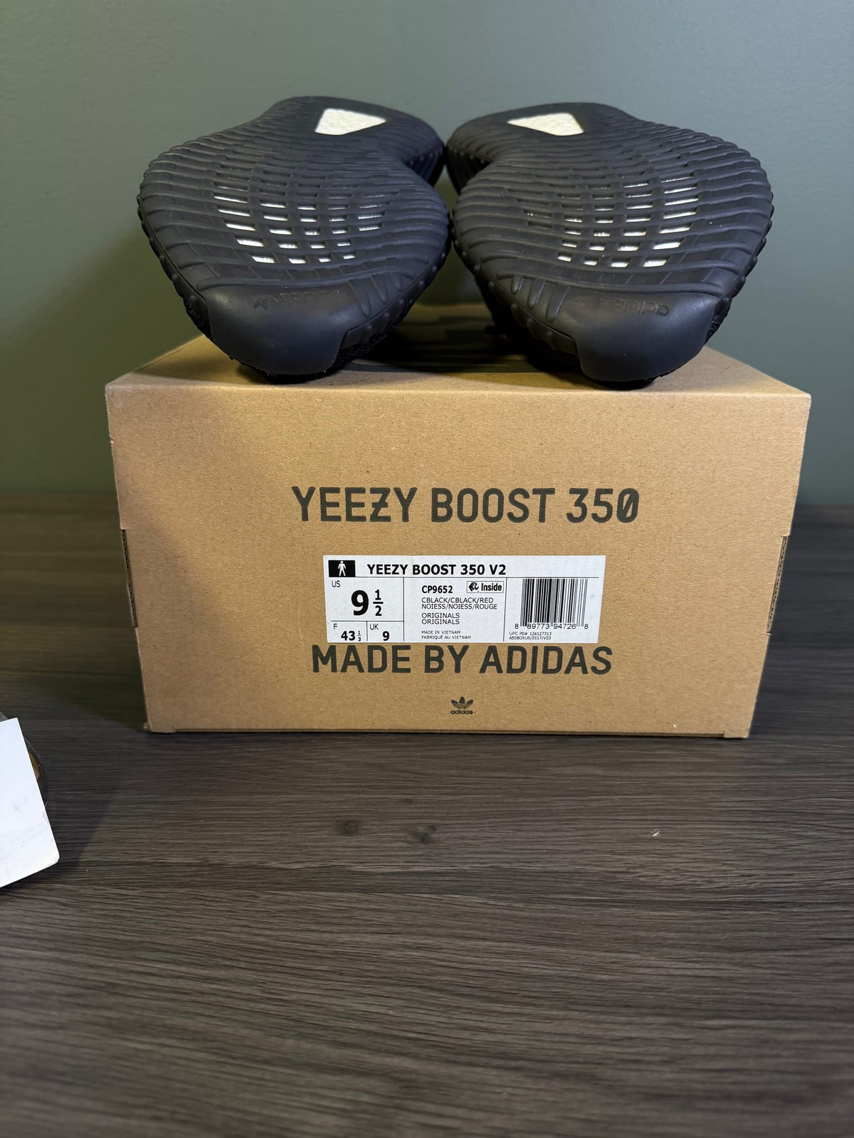 adidas Yeezy Boost 350 V2 Black Red