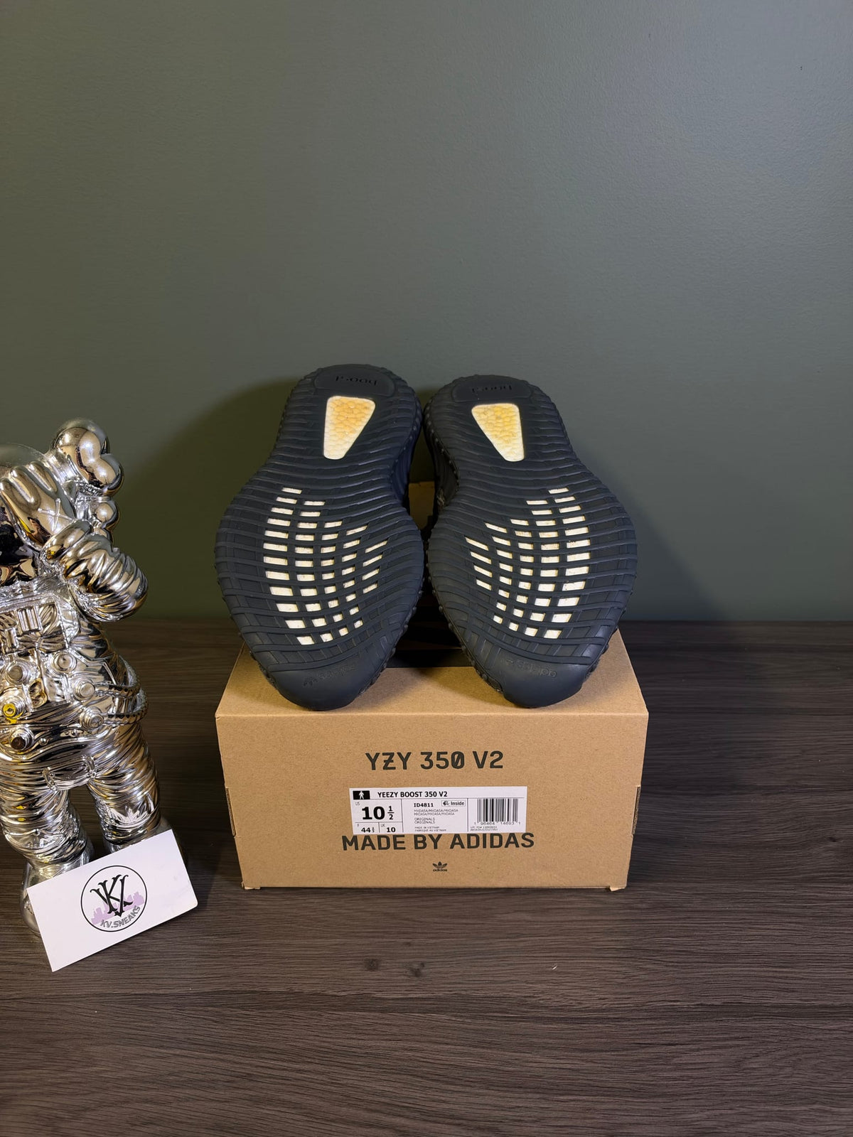 adidas Yeezy Boost 350 V2 MX Dark Salt
