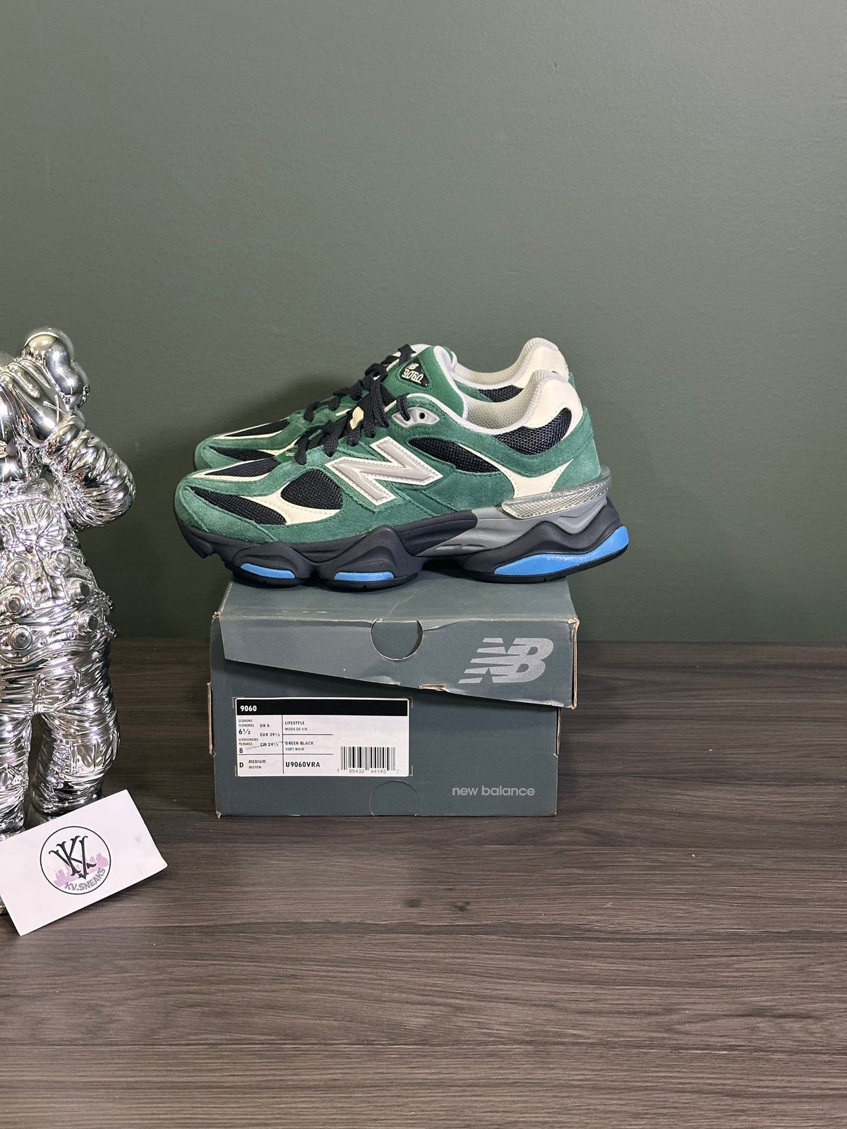 New Balance 9060 Team Forest Green