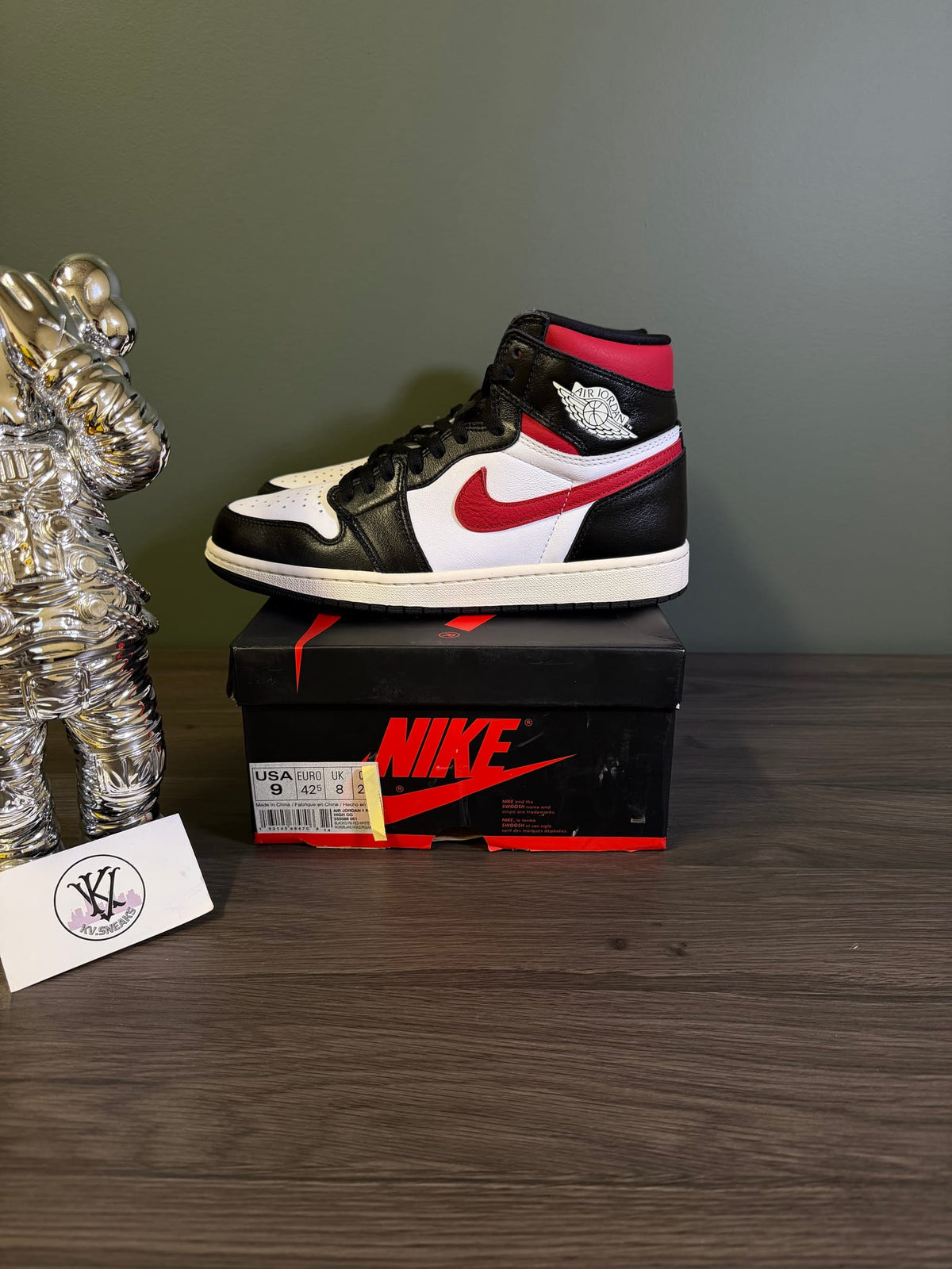 Jordan 1 Retro High Black Gym Red