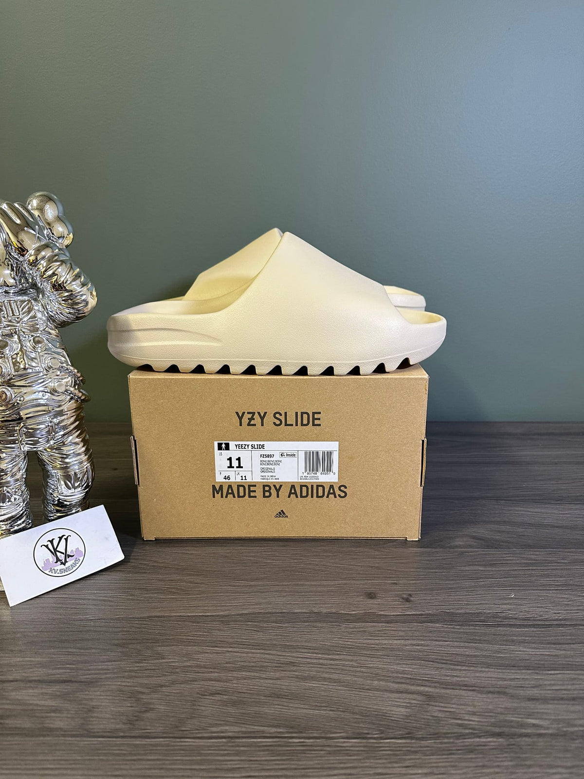 adidas Yeezy Slide Bone (2022/2023 Restock)