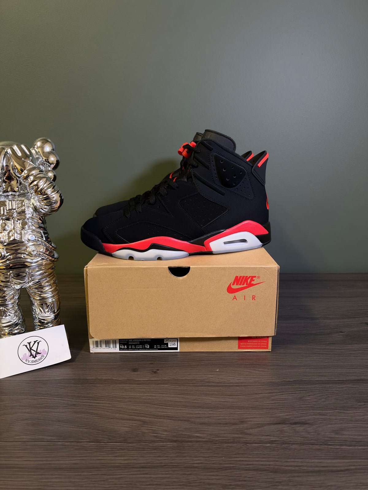 Jordan 6 Retro Infrared Salesman