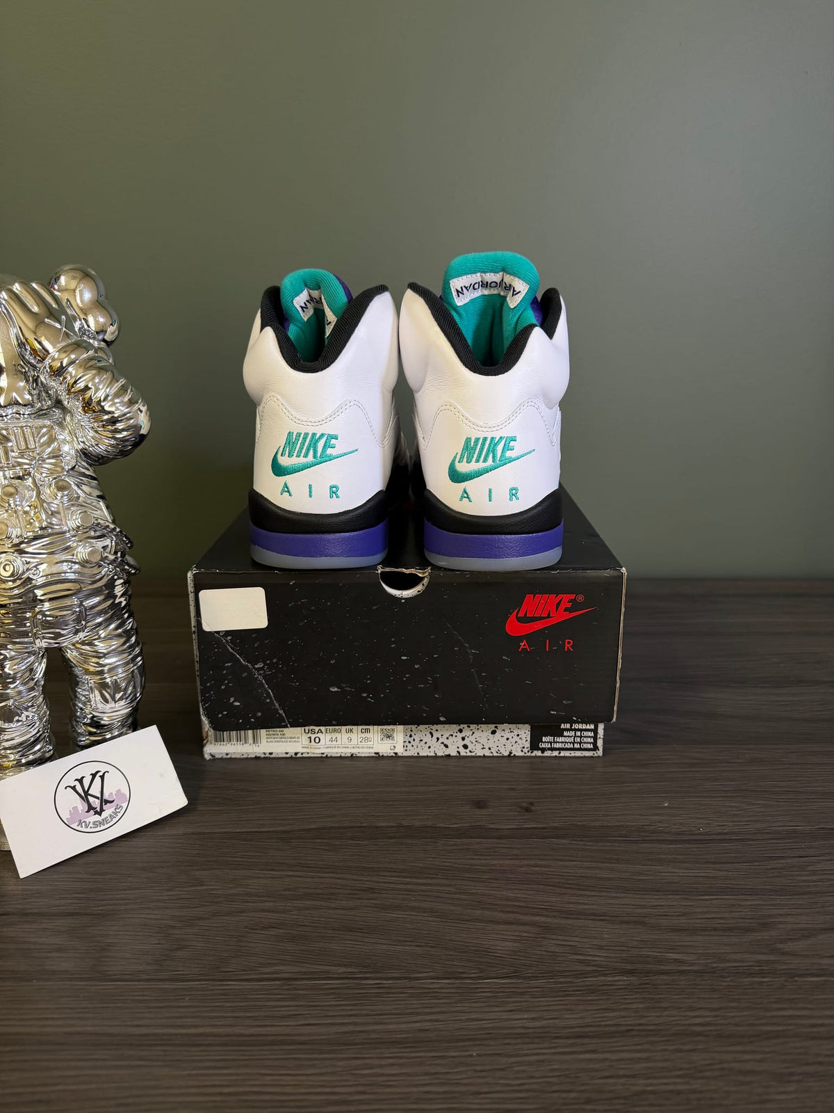 Jordan 5 Retro Grape (2025)