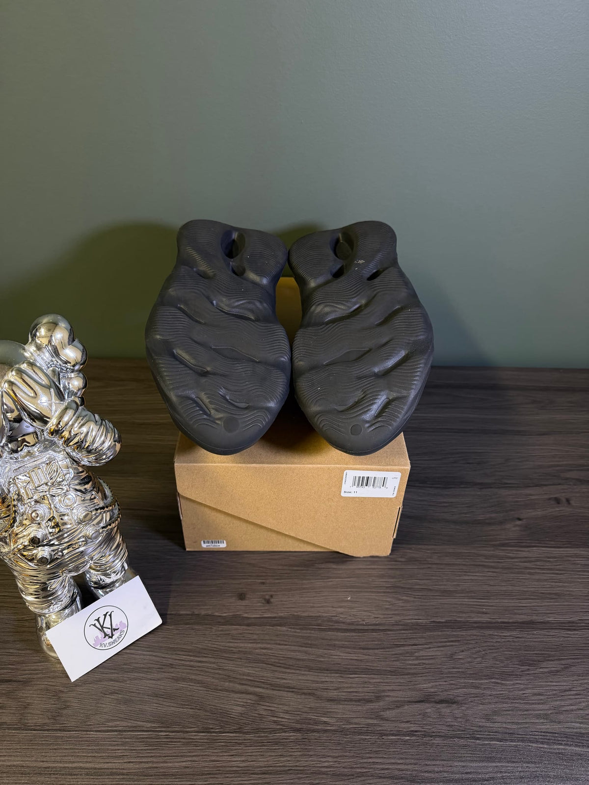 adidas Yeezy Foam RNR Onyx
