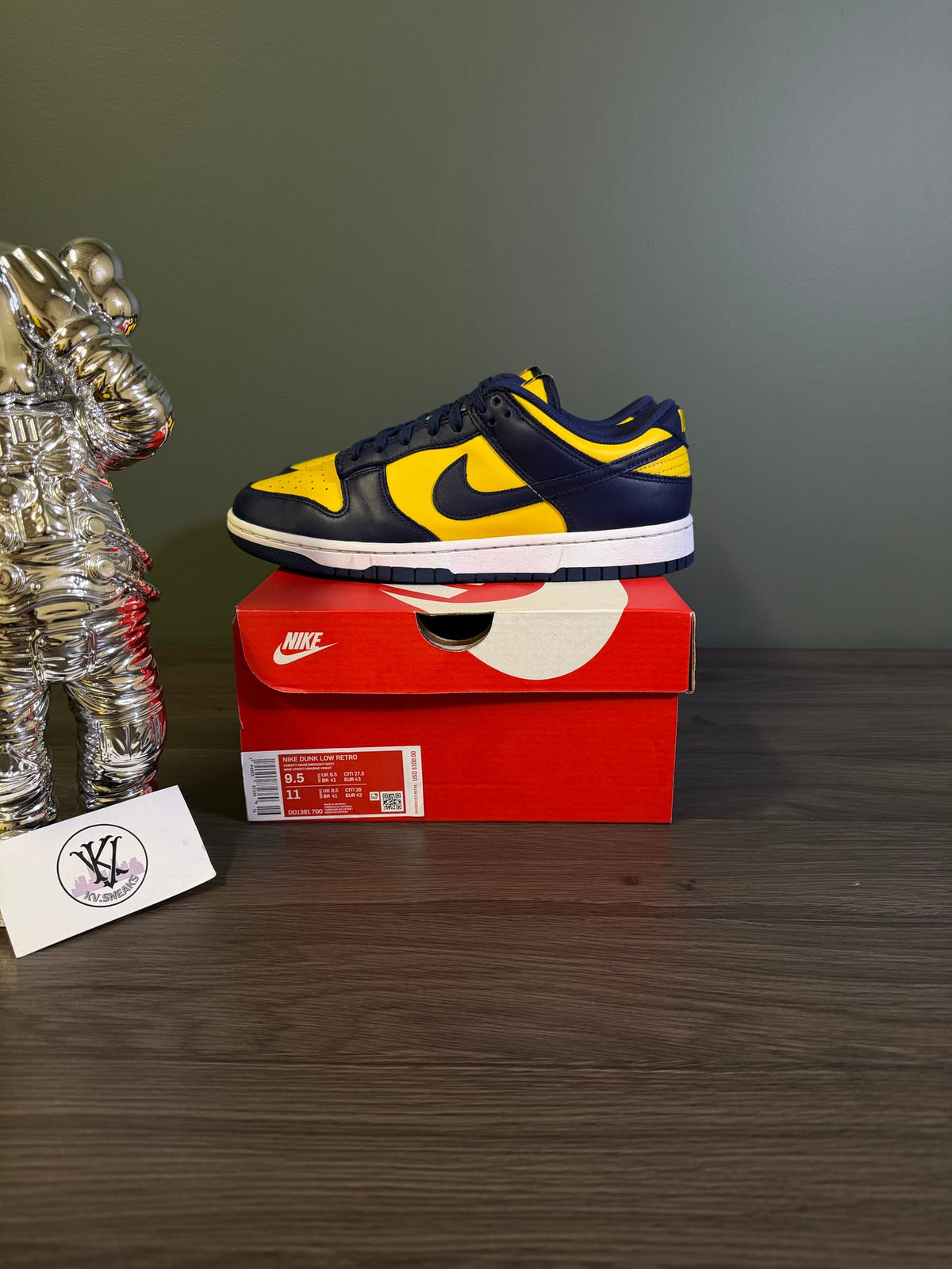Nike Dunk Low Michigan (2021)